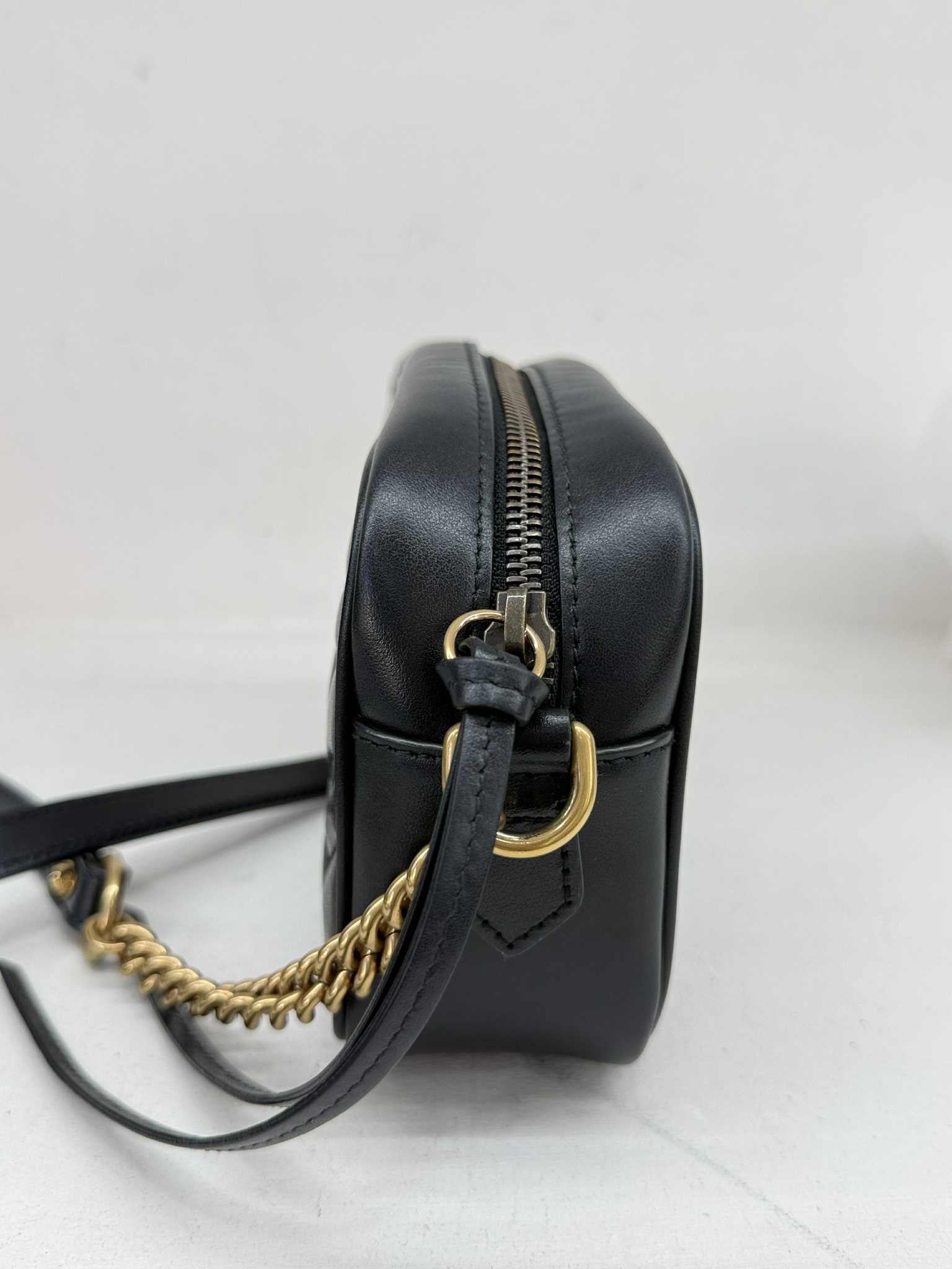 GUCCI GG MARMONT CAMERA BAG MINI