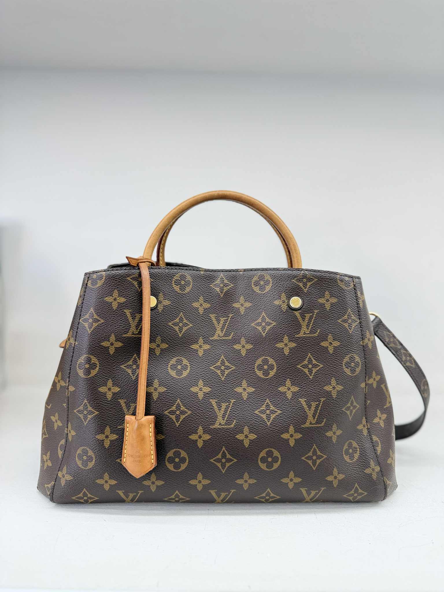 LOUIS VUITTON MONTAIGNE MM