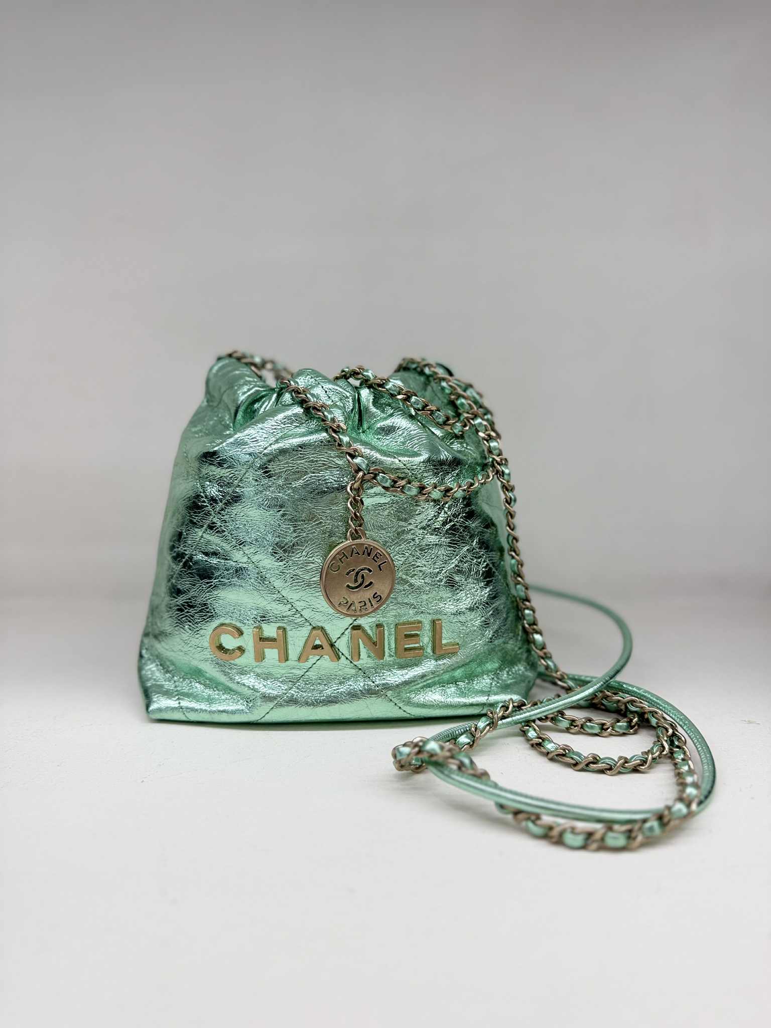 CHANEL CHANEL 22 MINI