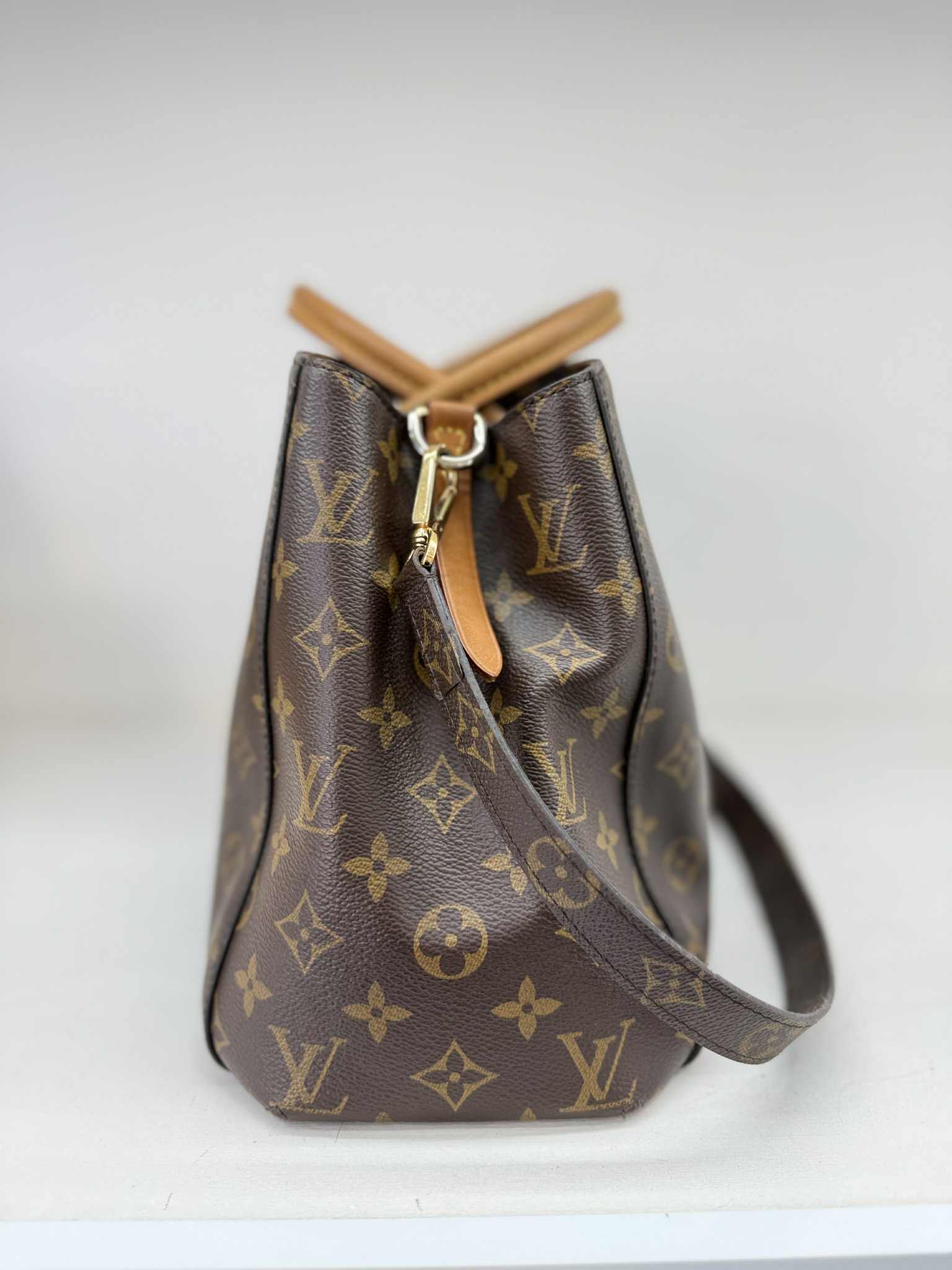 LOUIS VUITTON MONTAIGNE MM