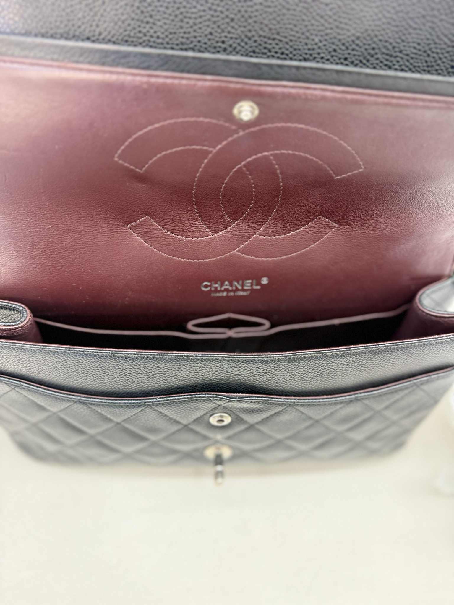 CHANEL CLASSIC JUMBO