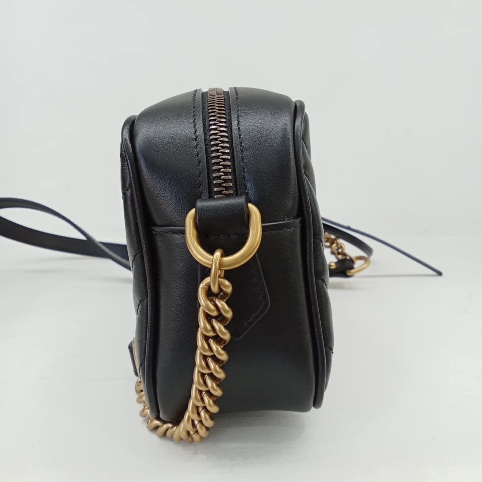 GUCCI Mini camera bag GG Marmont