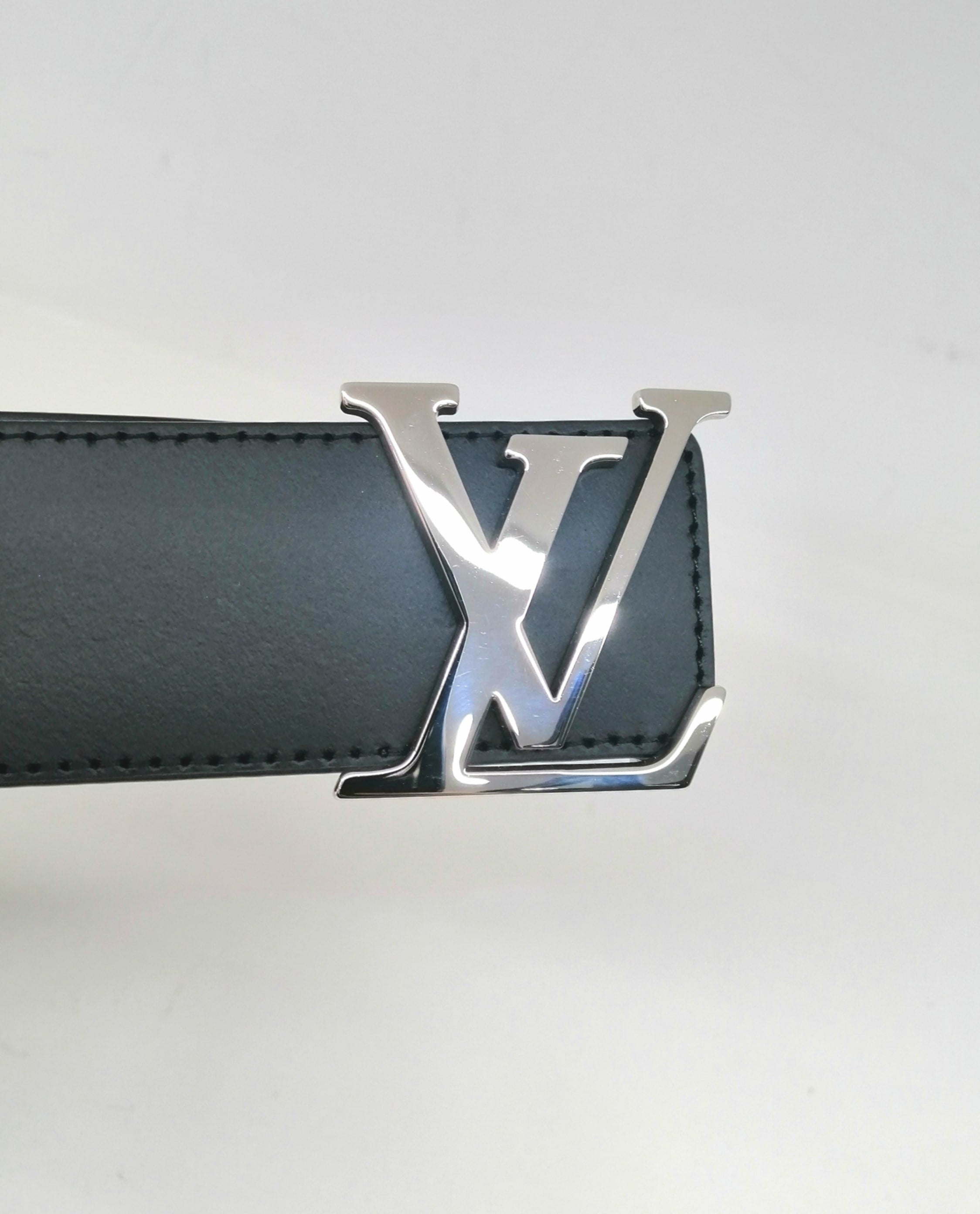 LOUIS VUITTON CINTURA LV INITIALES 40 MM REVERSIBILE