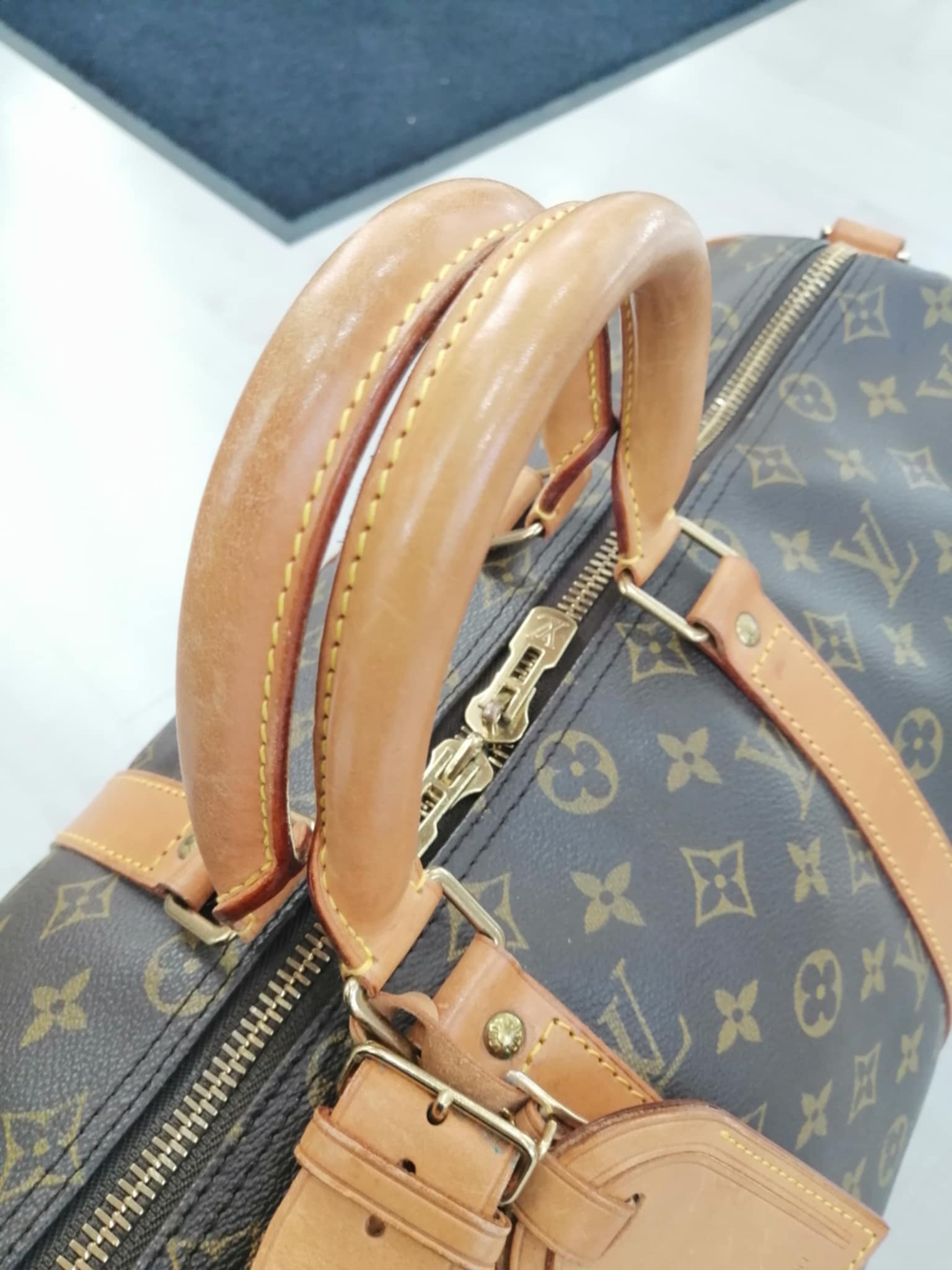 Louis Vuitton Keepal 45 Bando