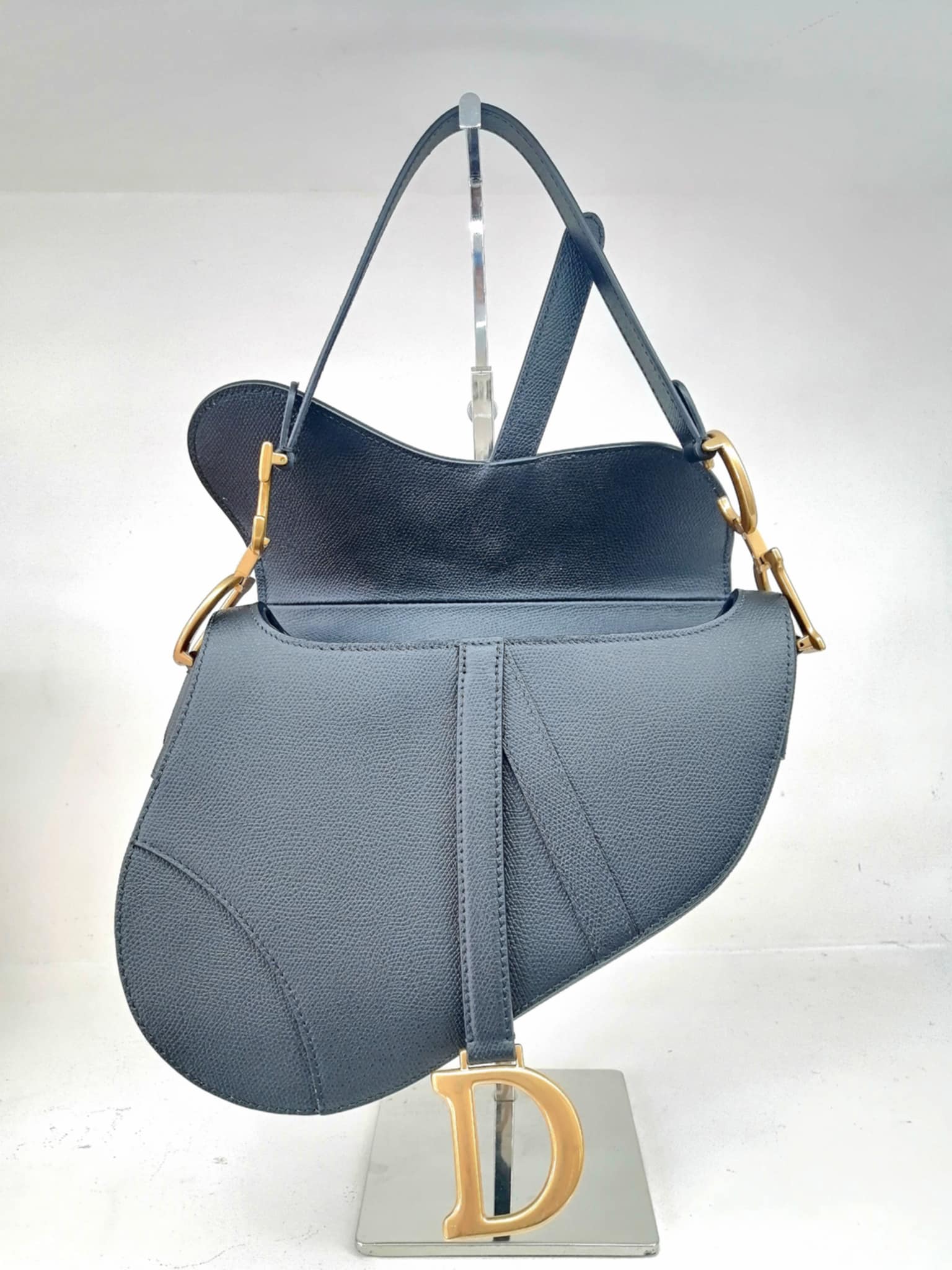 CHRISTIAN DIOR SADDLE
