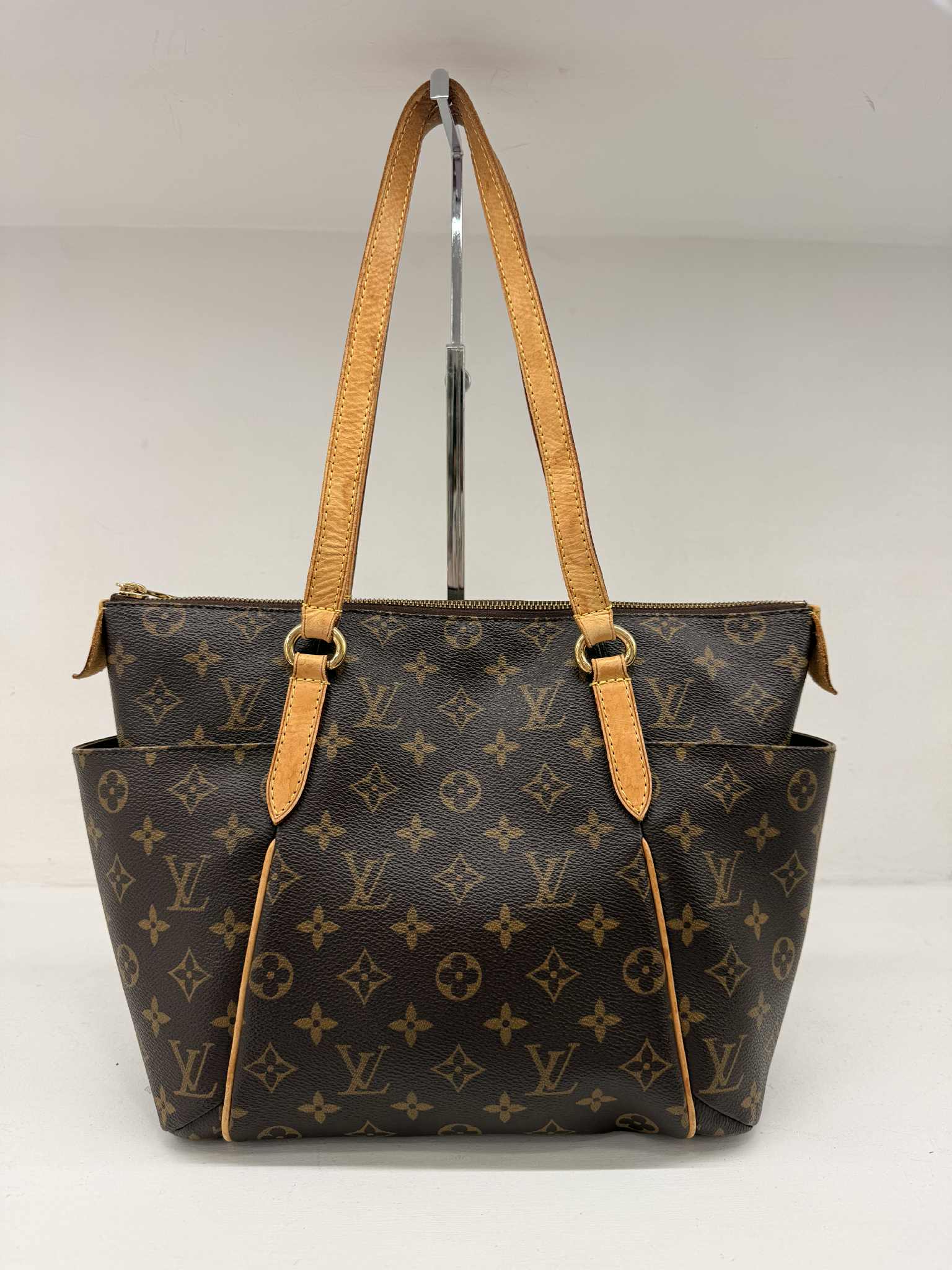 Louis Vuitton TOTALY PM