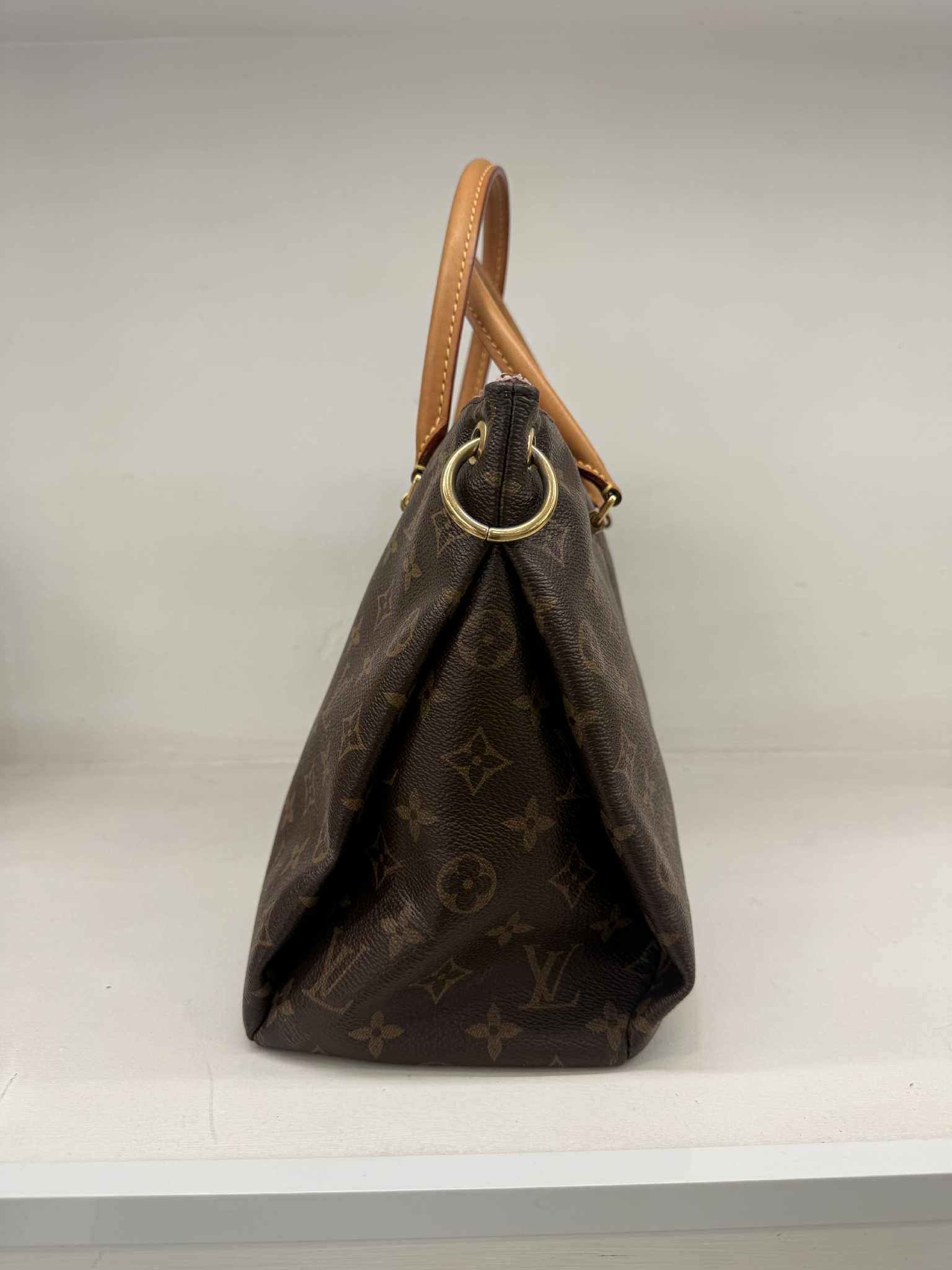 Louis Vuitton Pallas