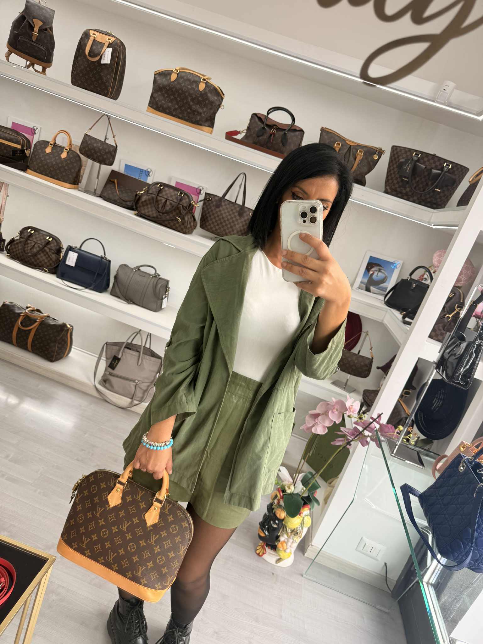 LOUIS VUITTON ALMA PM