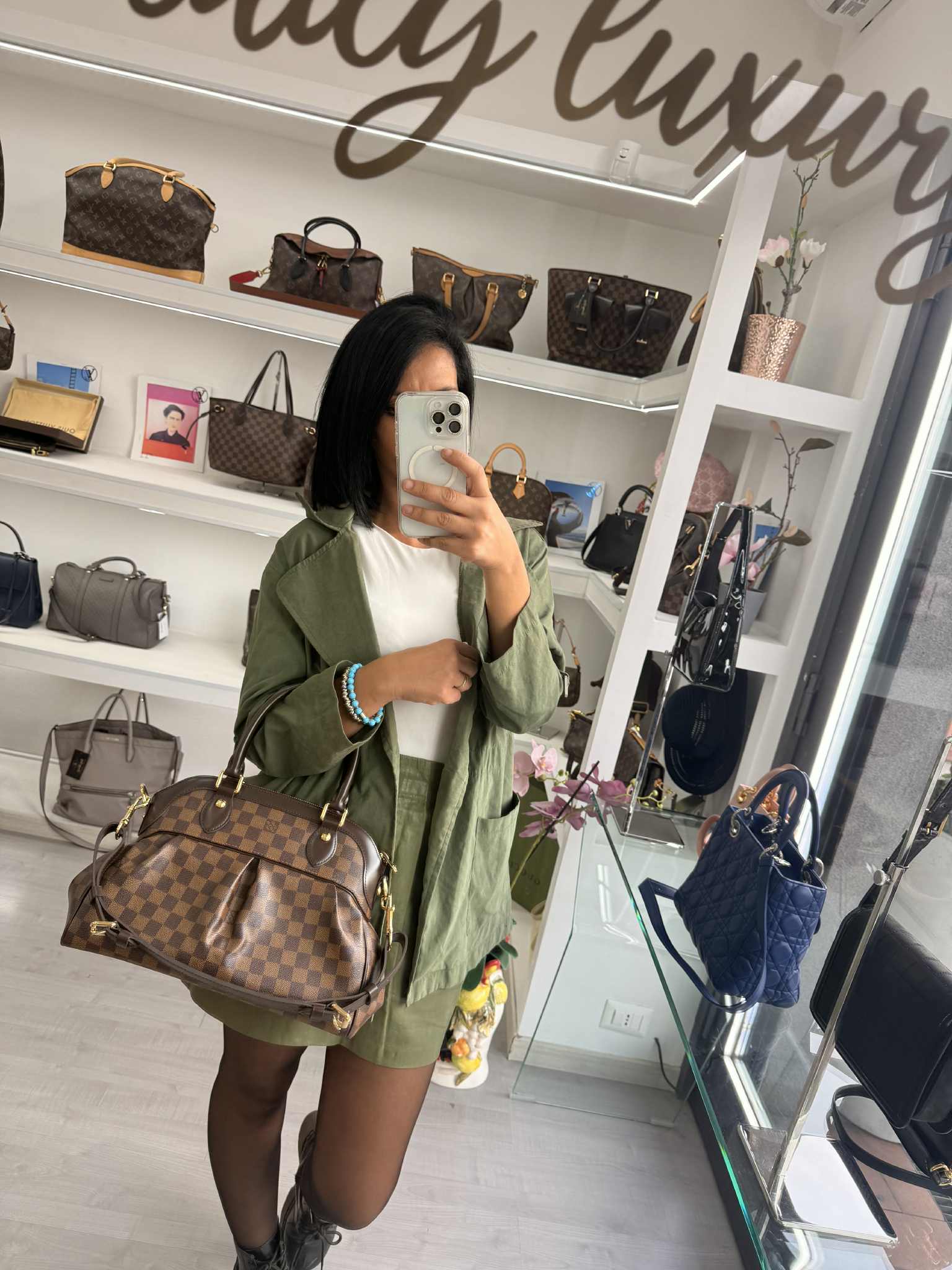 LOUIS VUITTON TREVI PM