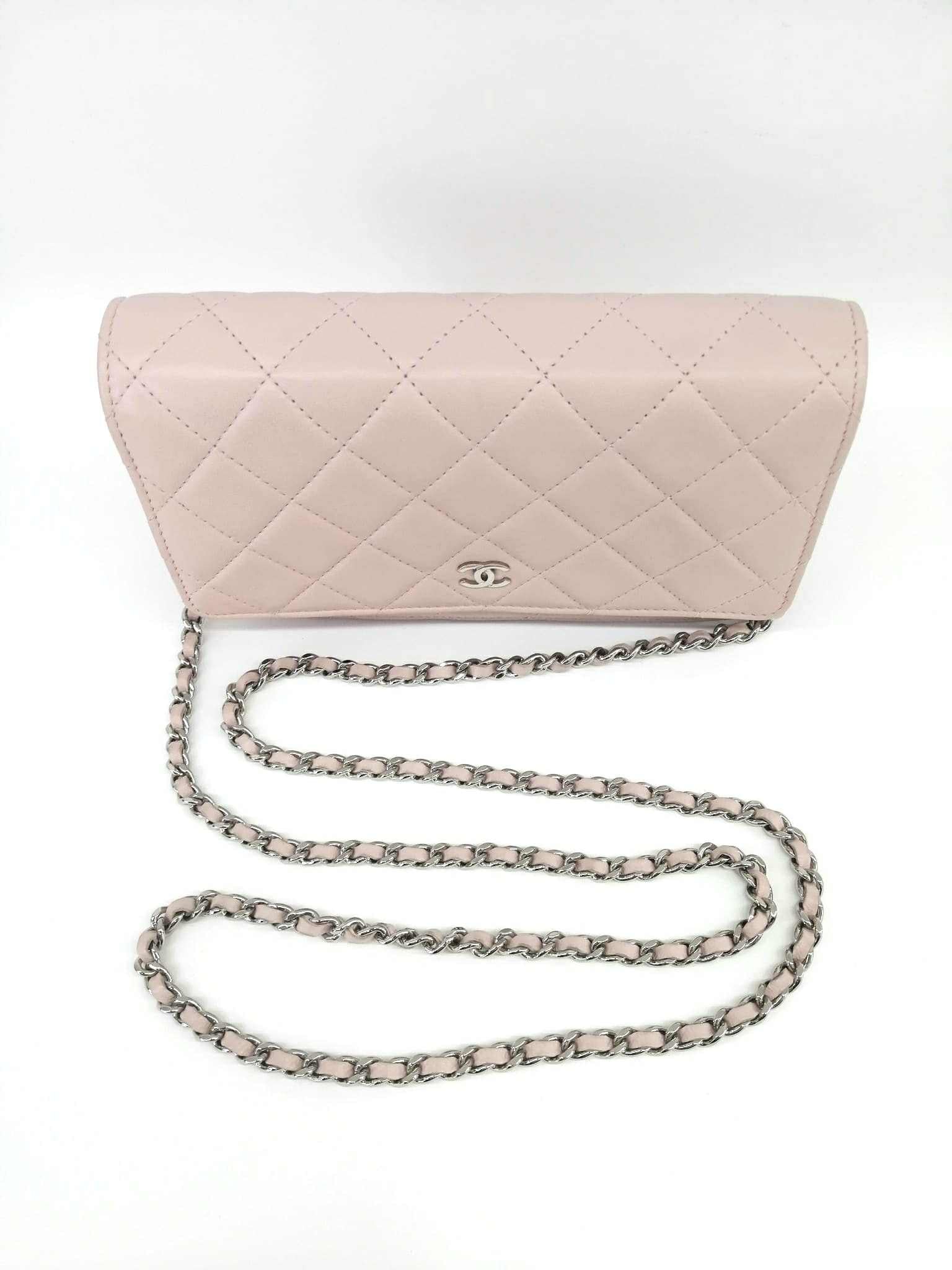 CHANEL WALLET CHAIN