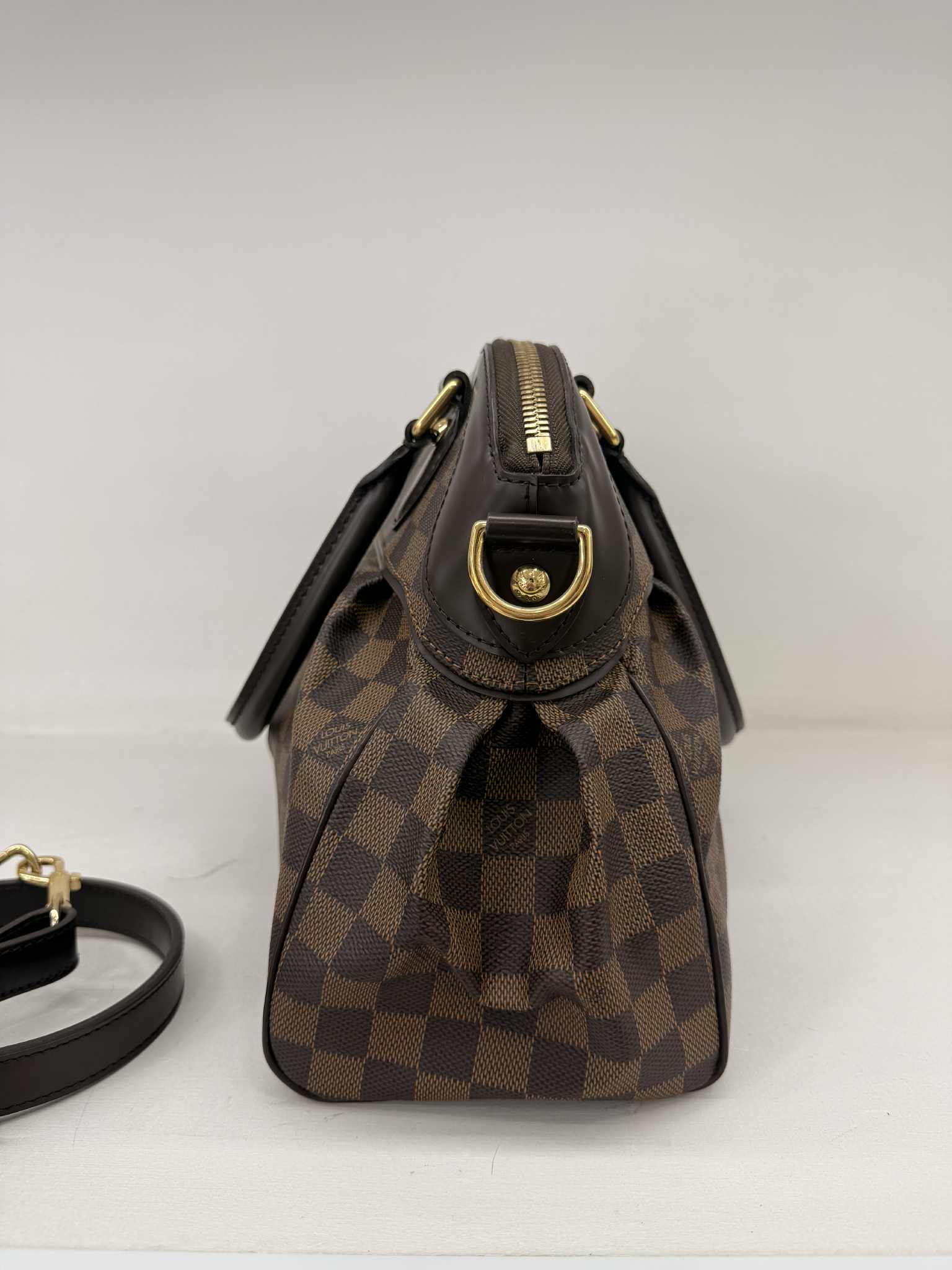 LOUIS VUITTON TREVI PM
