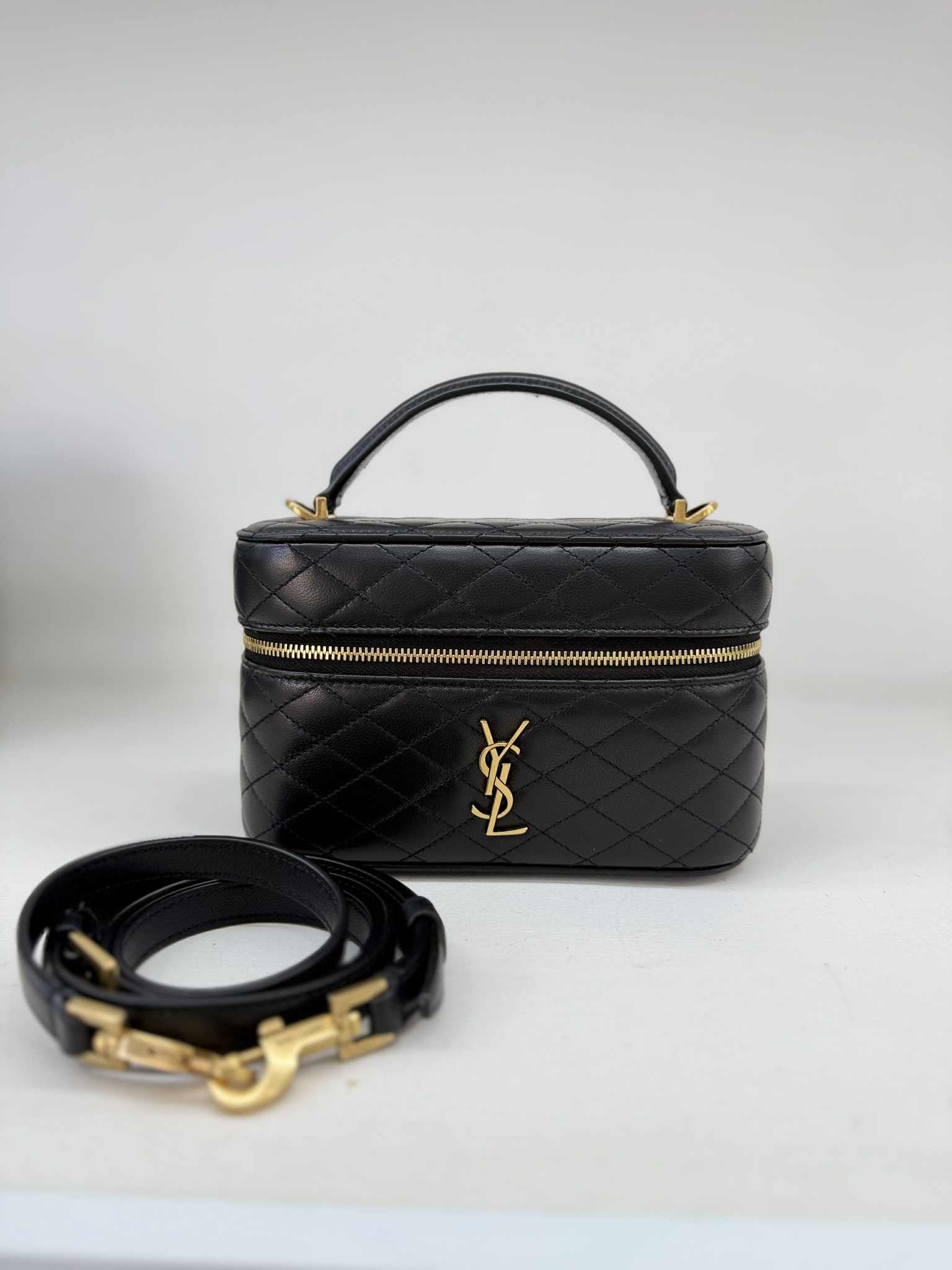 YSL VANITY MEDIUM