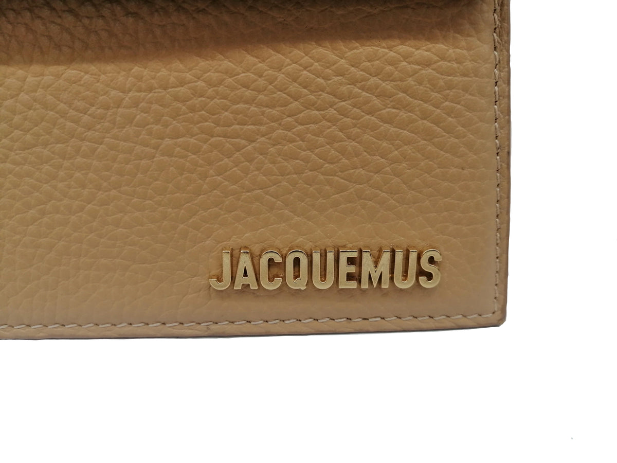 JACQUEMUS LE GRANDE CHIQUITO