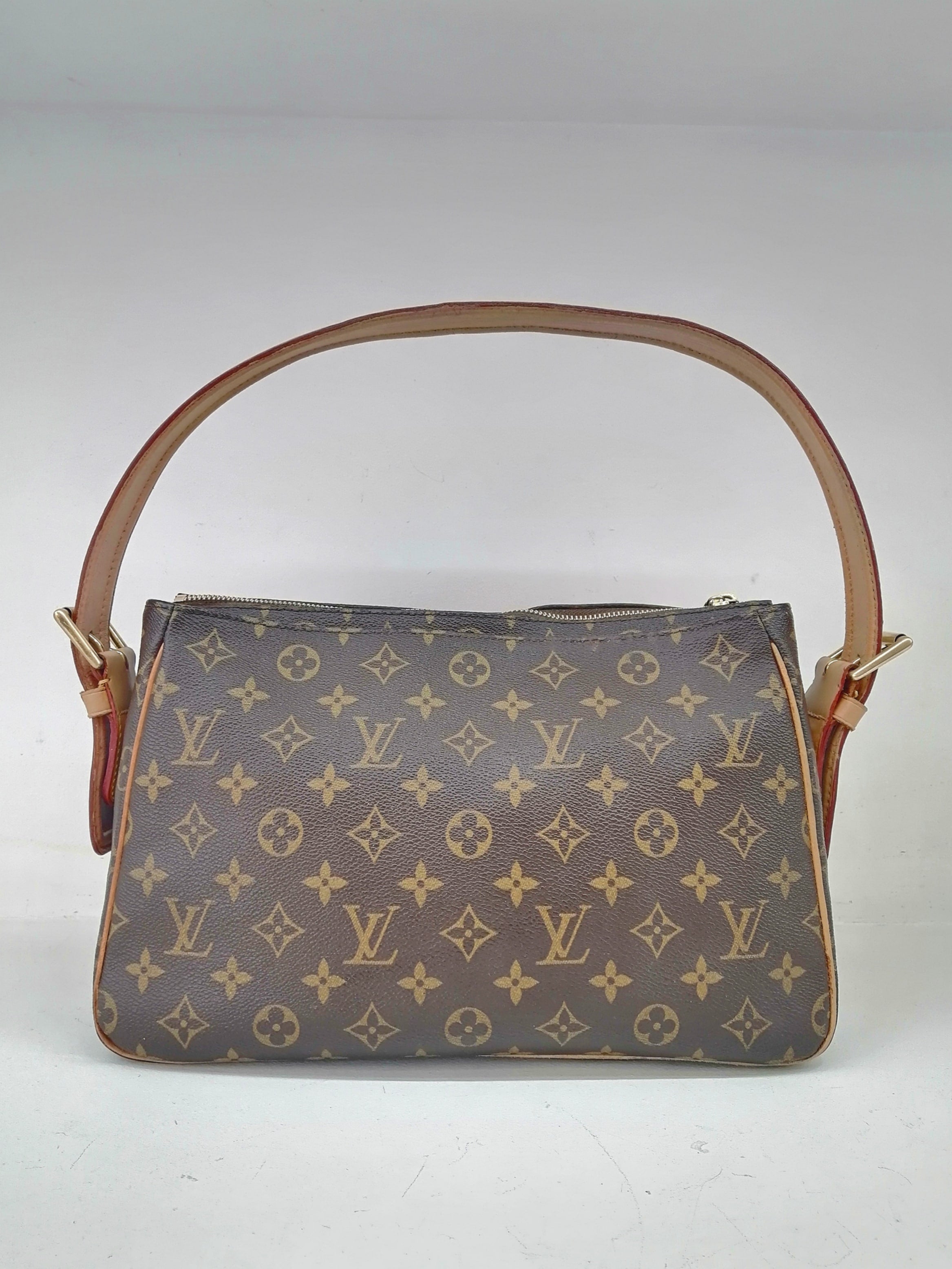 LOUIS VUITTON VIVACITE' GM