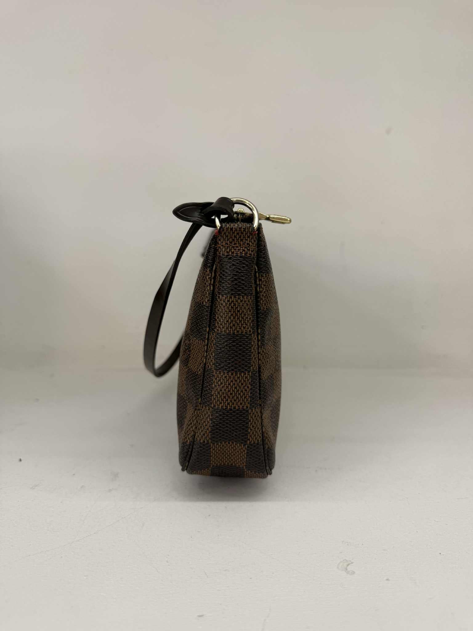 LOUIS VUITTON POCHETTE ACCESSOIRES EBEN