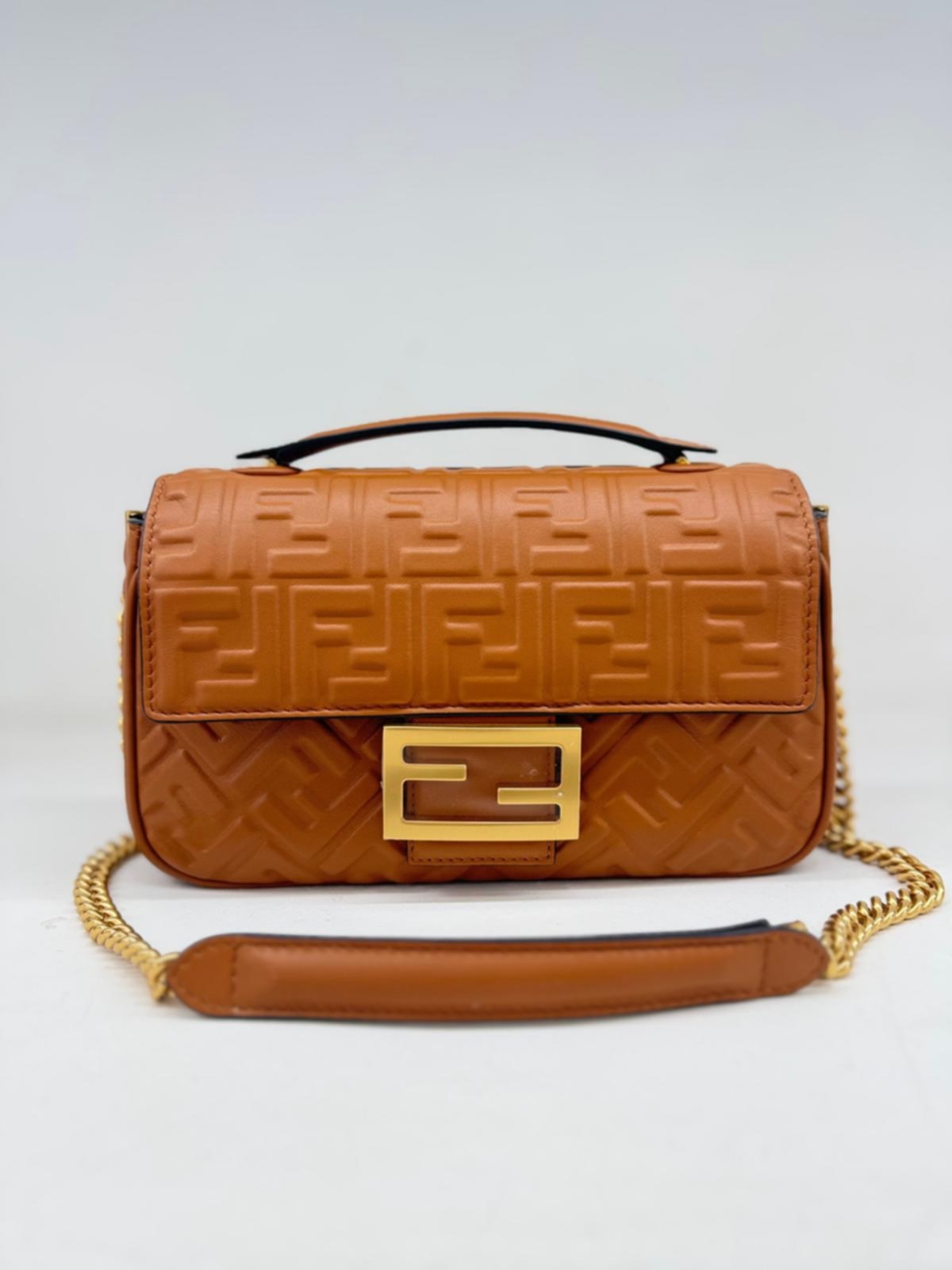 FENDI BAGUETTE® CHAIN MIDI
