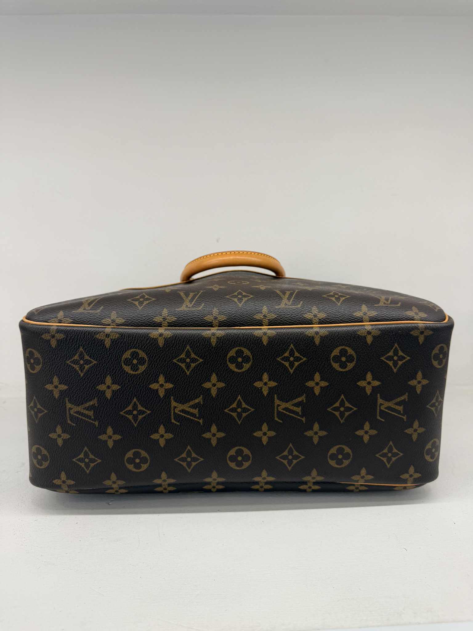 LOUIS VUITTON DEAUVILLE