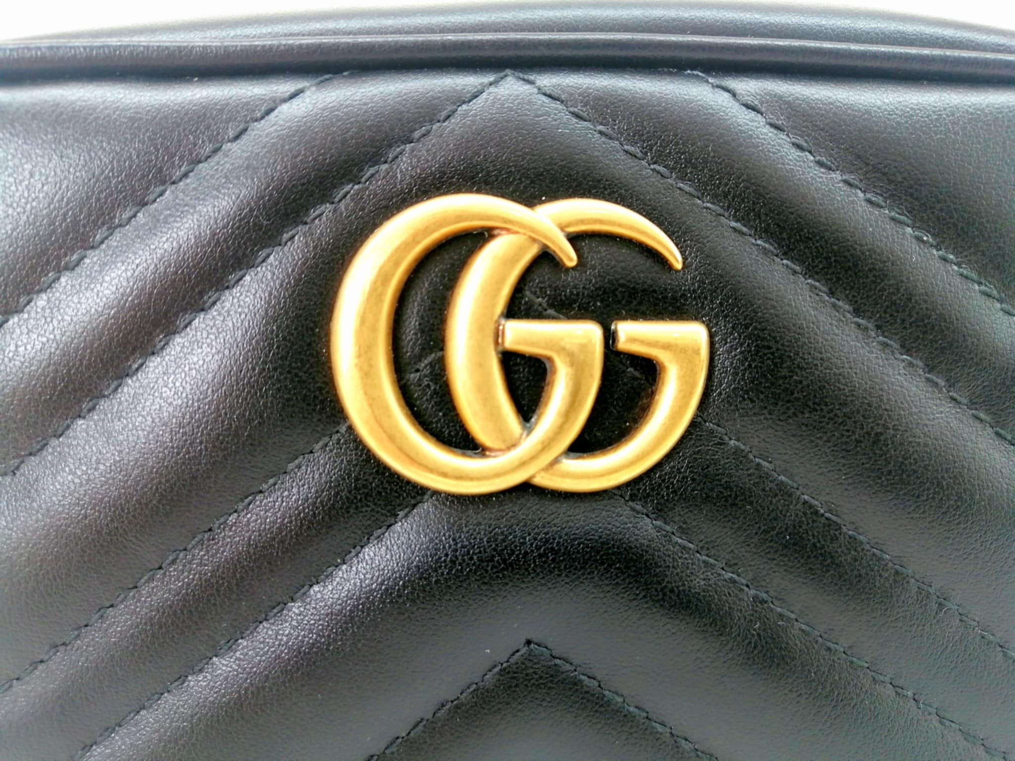 GUCCI MINI CAMERA BAG GG MARMONT NERA