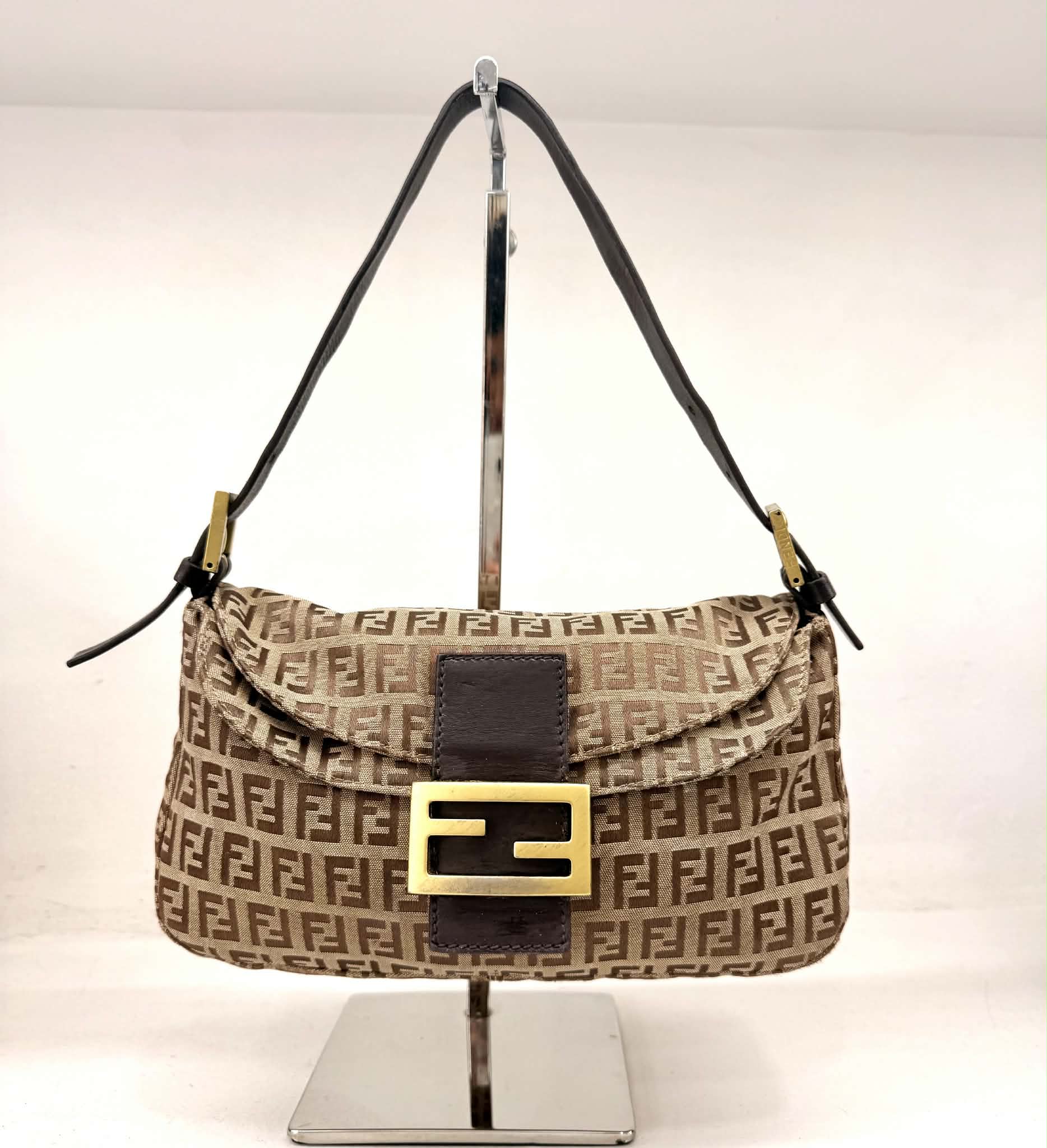 FENDI MAMMA BAGUETTE
