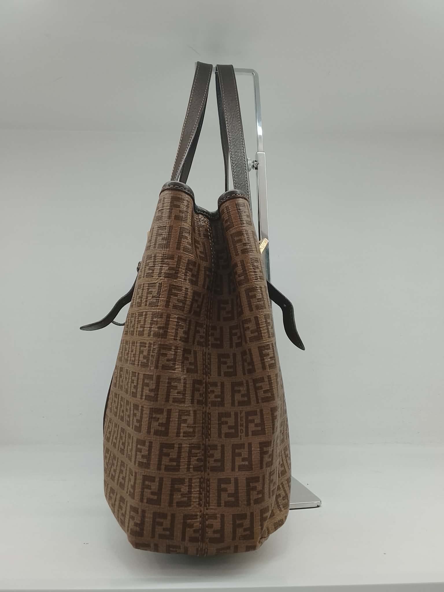 FENDI SHOPPER