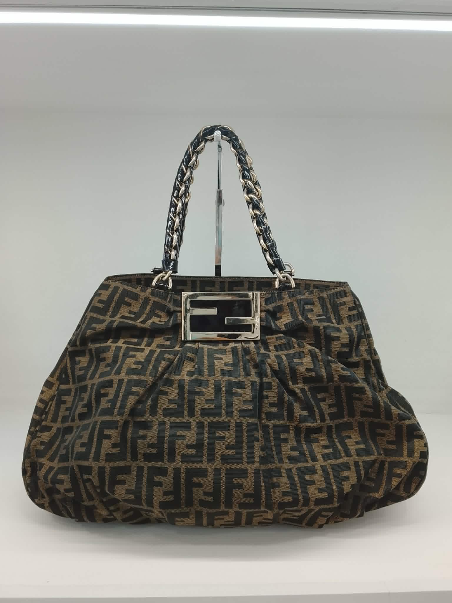 FENDI SHOPPER MIA