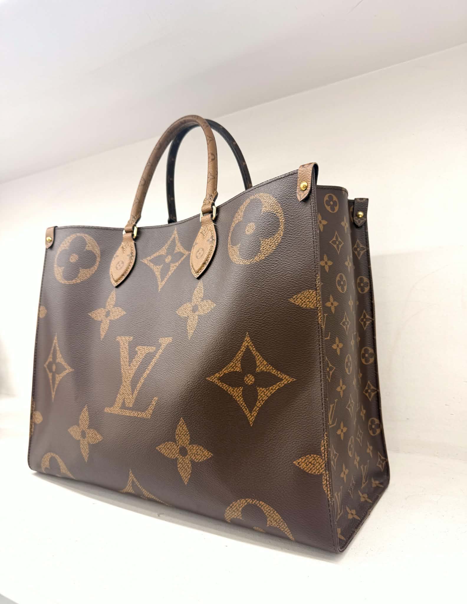 LOUIS VUITTON ONTHEGO GM