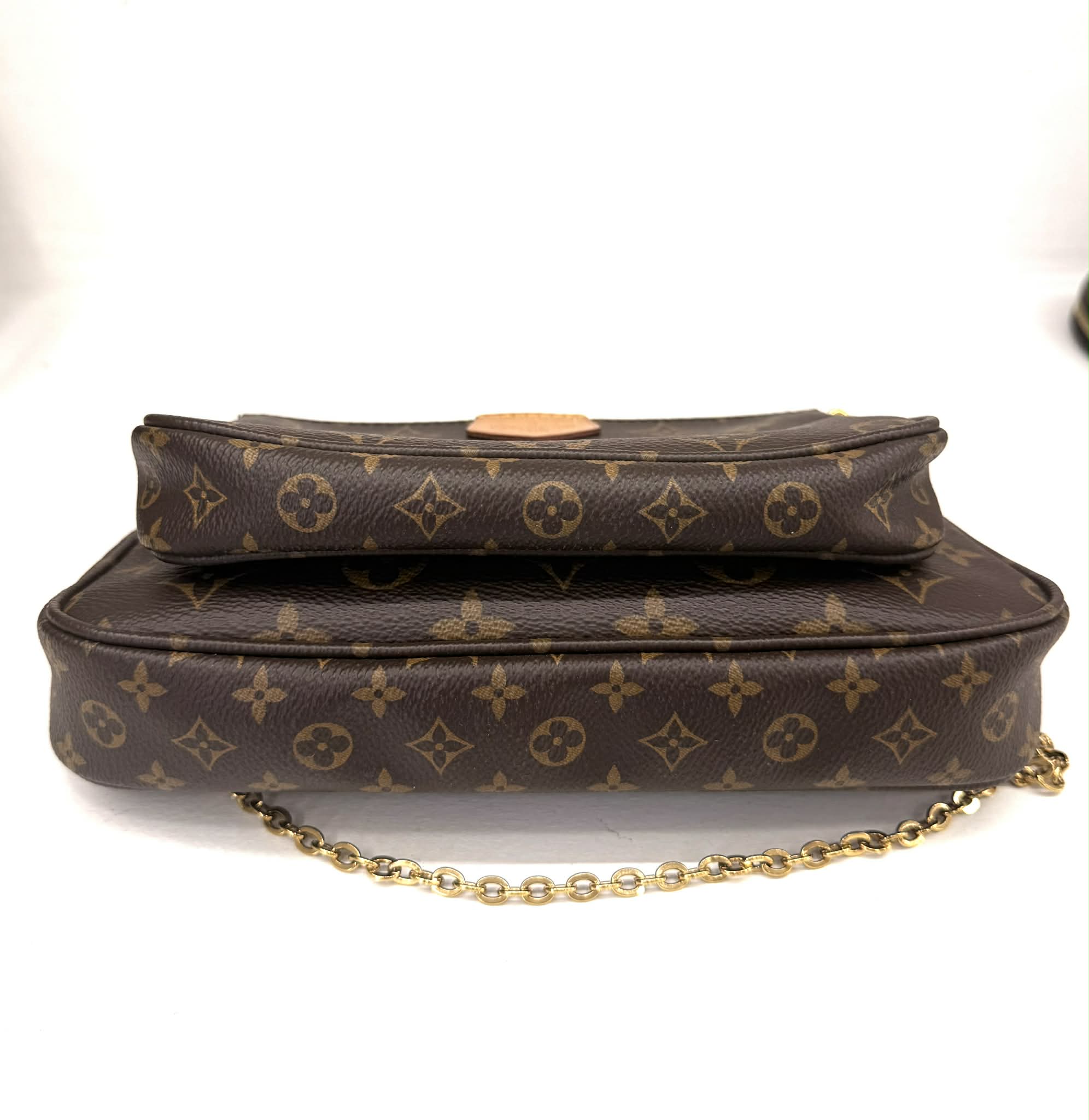 LOUIS VUITTON MULTIPOCHETTE
