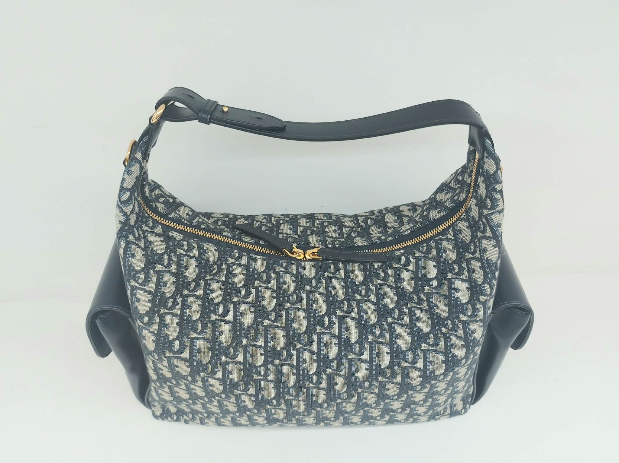 CHRISTIAN DIOR LARGE D-DREAM BLUE