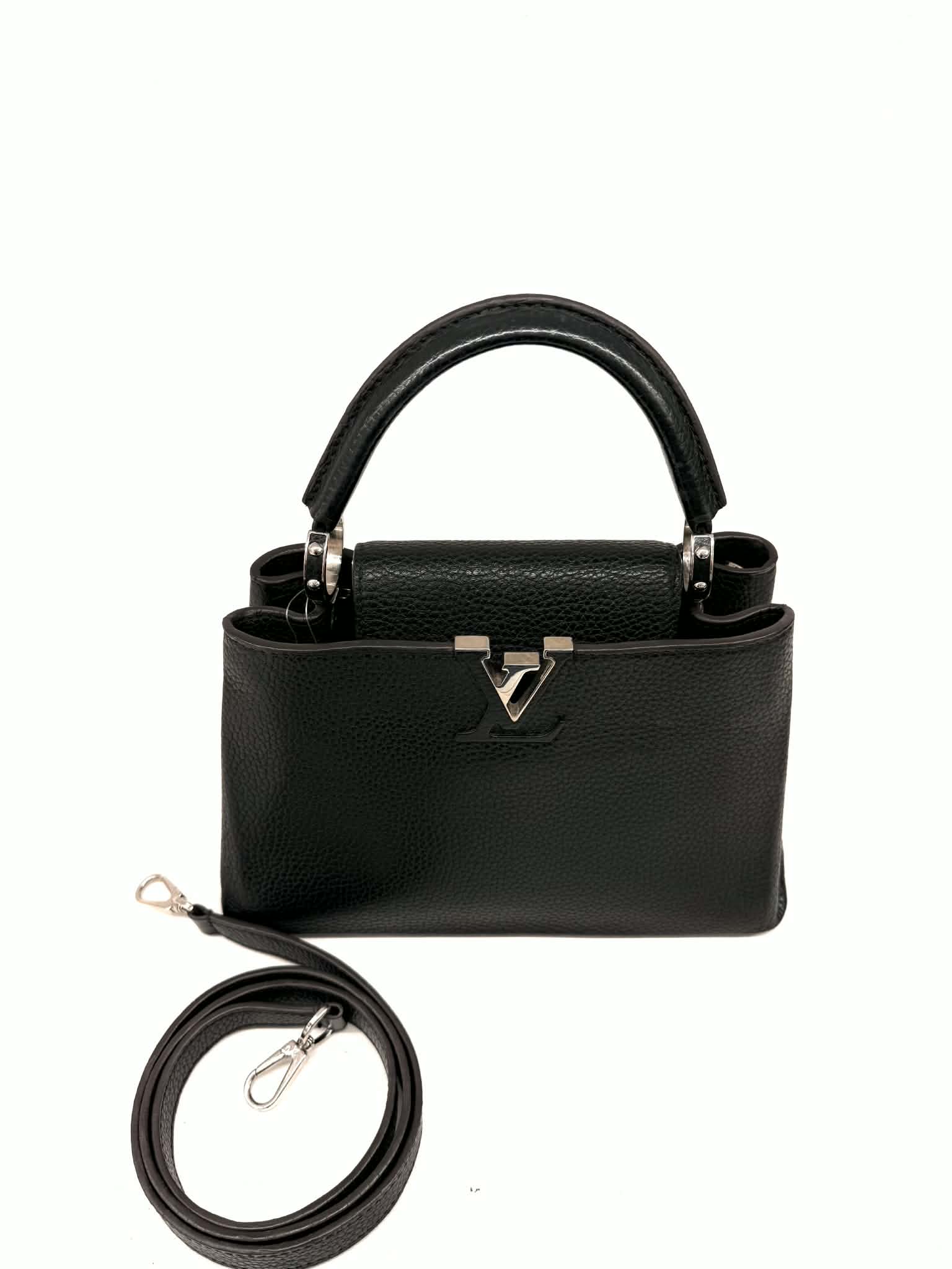 LOUIS VUITTON CAPUCINES BB