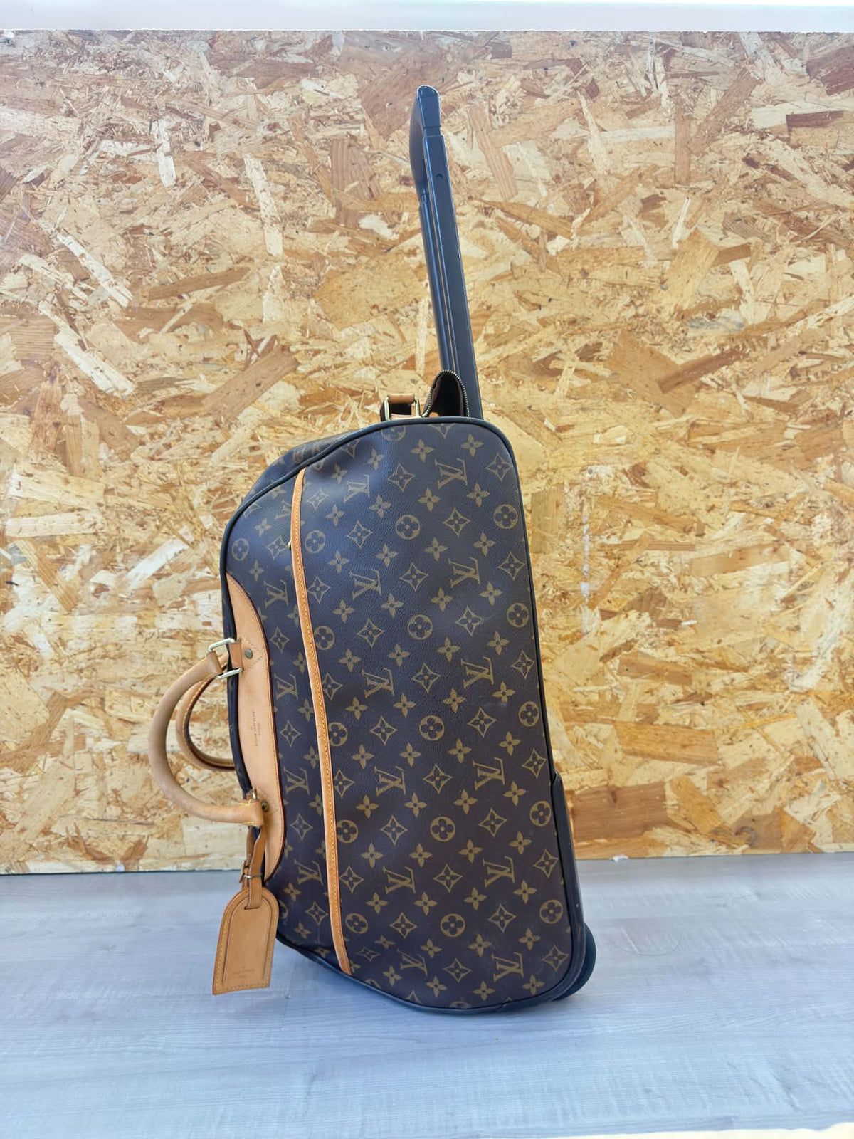LOUIS VUITTON EOLE 50 TROLLEY