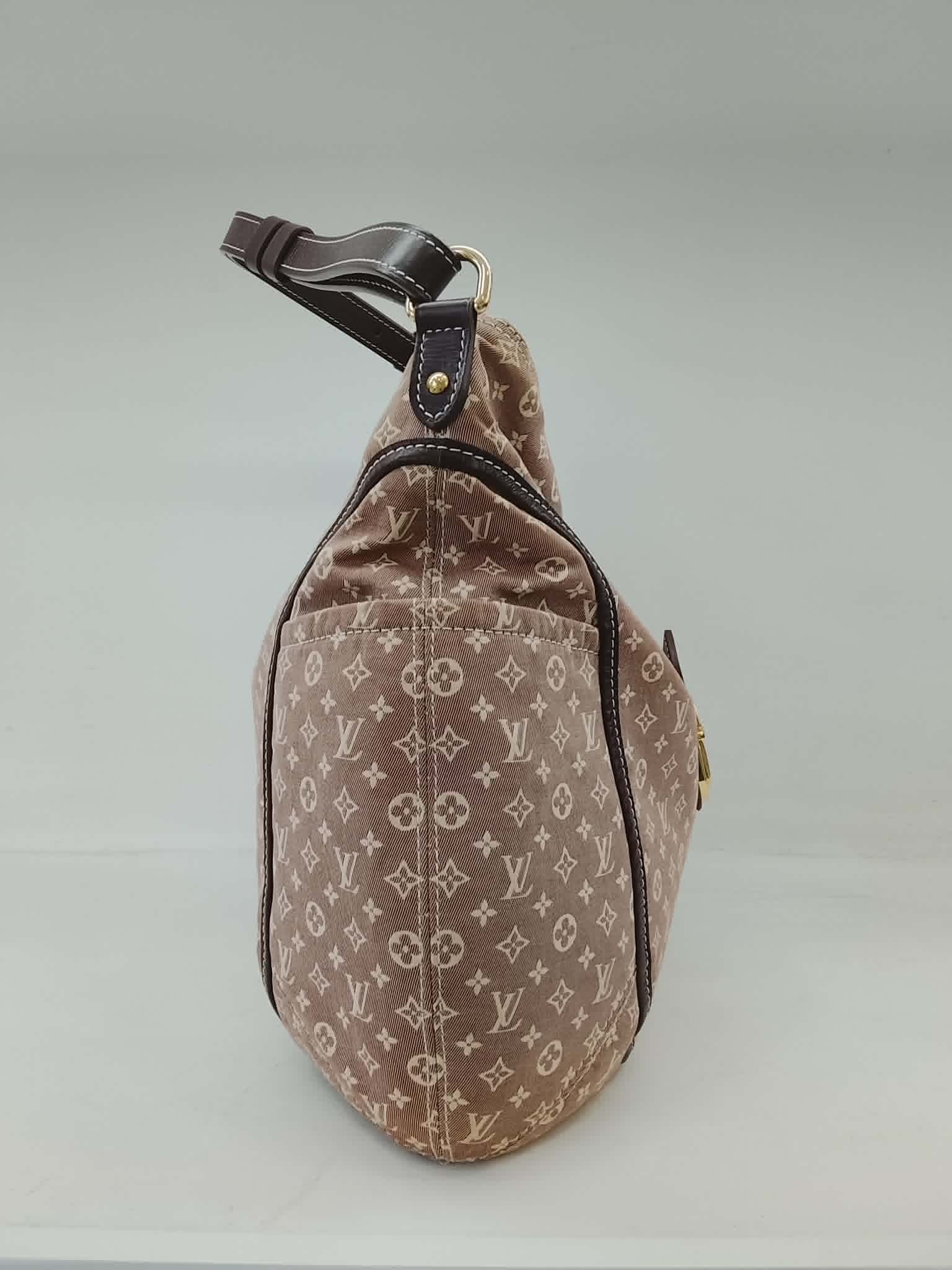 LOUIS VUITTON HOBO ROMANCE