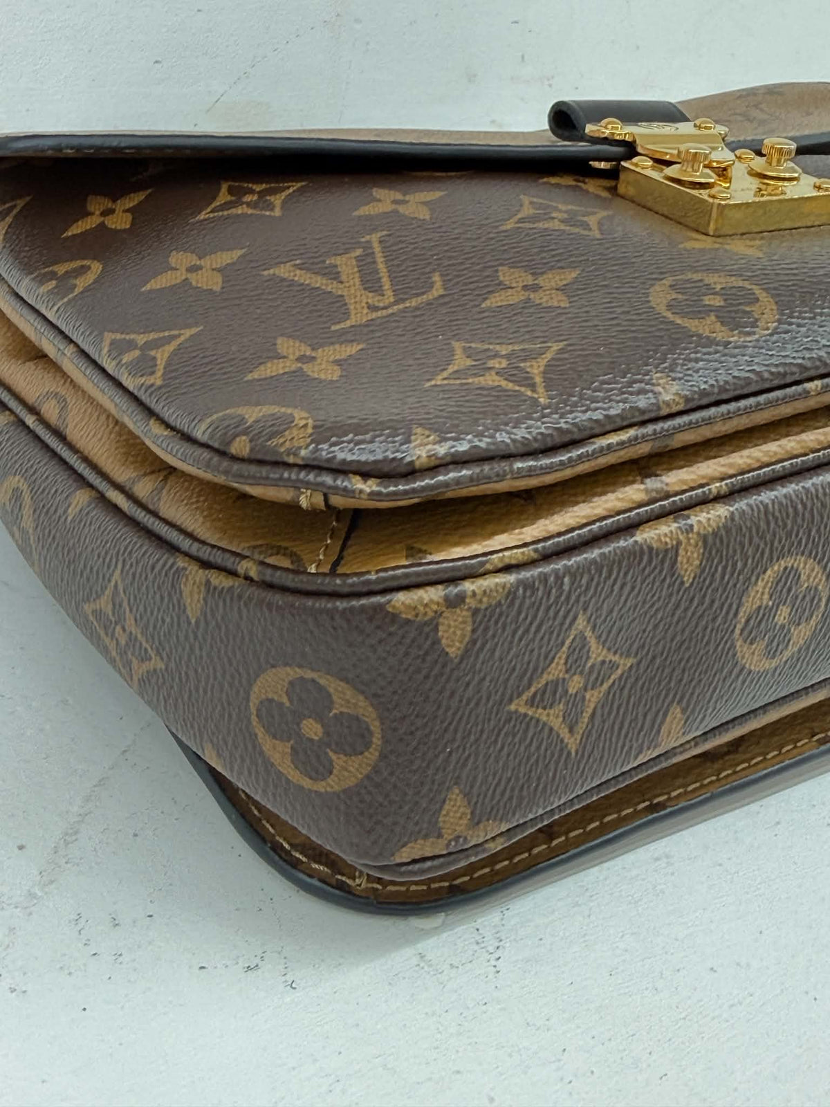 LOUIS VUITTOM METIS REVERSE
