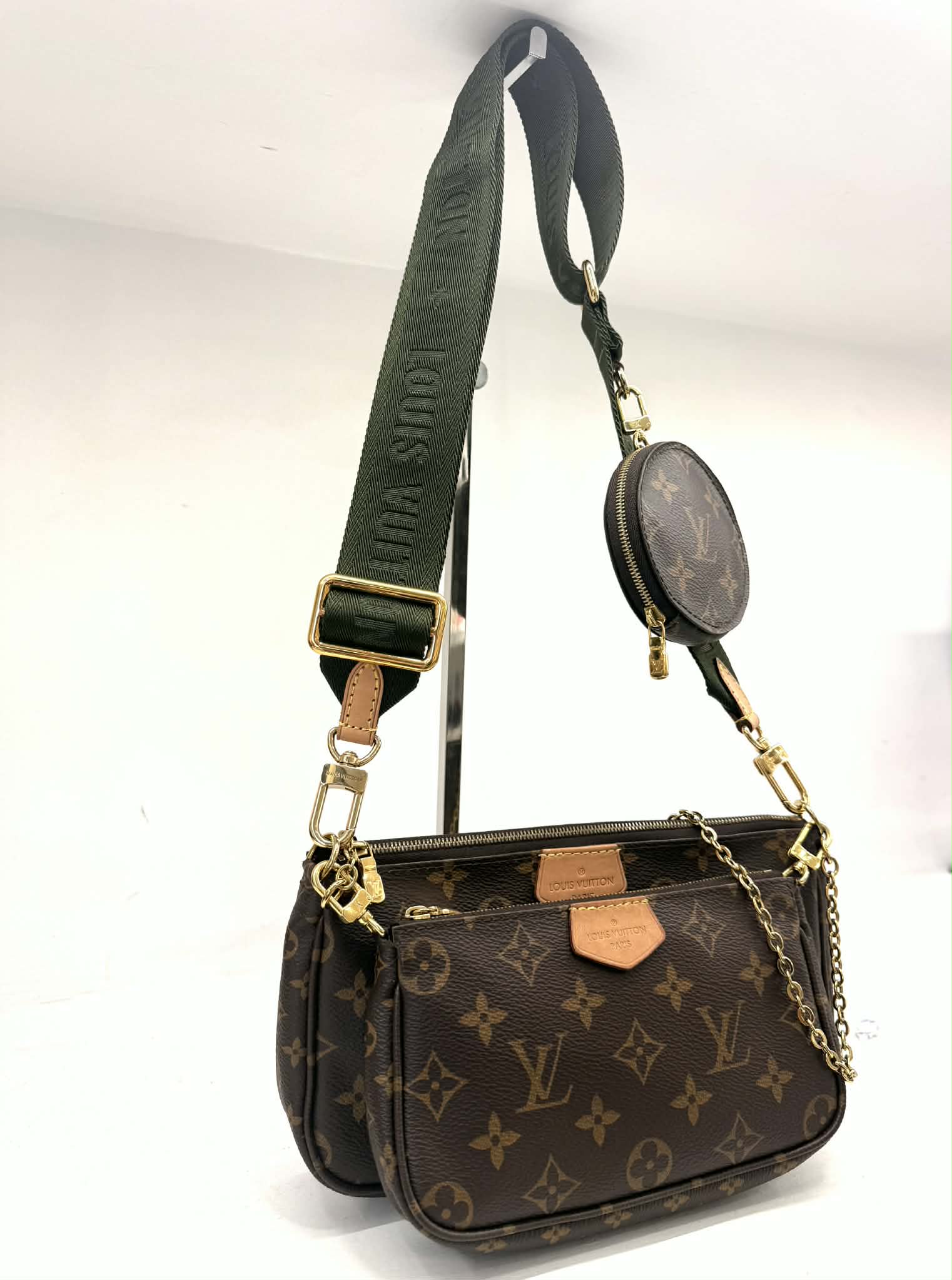 LOUIS VUITTON MULTIPOCHETTE