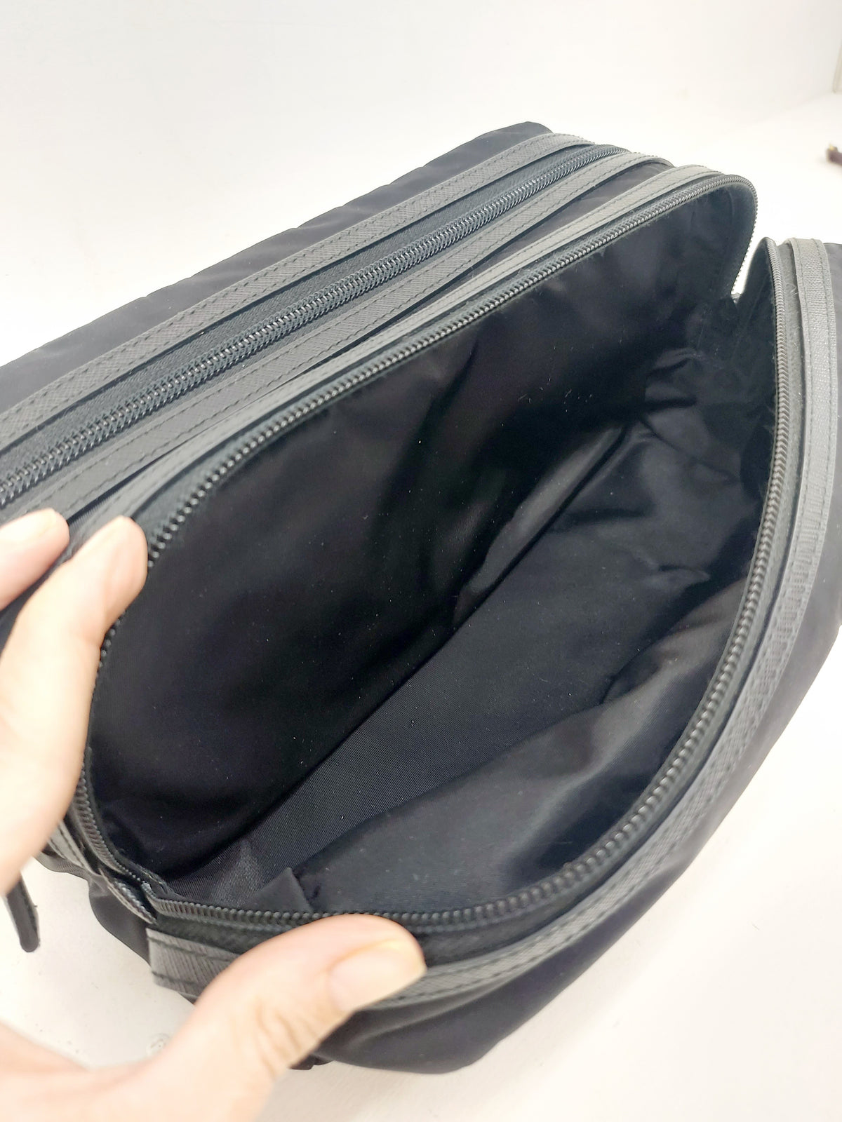 PRADA POUCH RE-NYLON E SAFFIANO