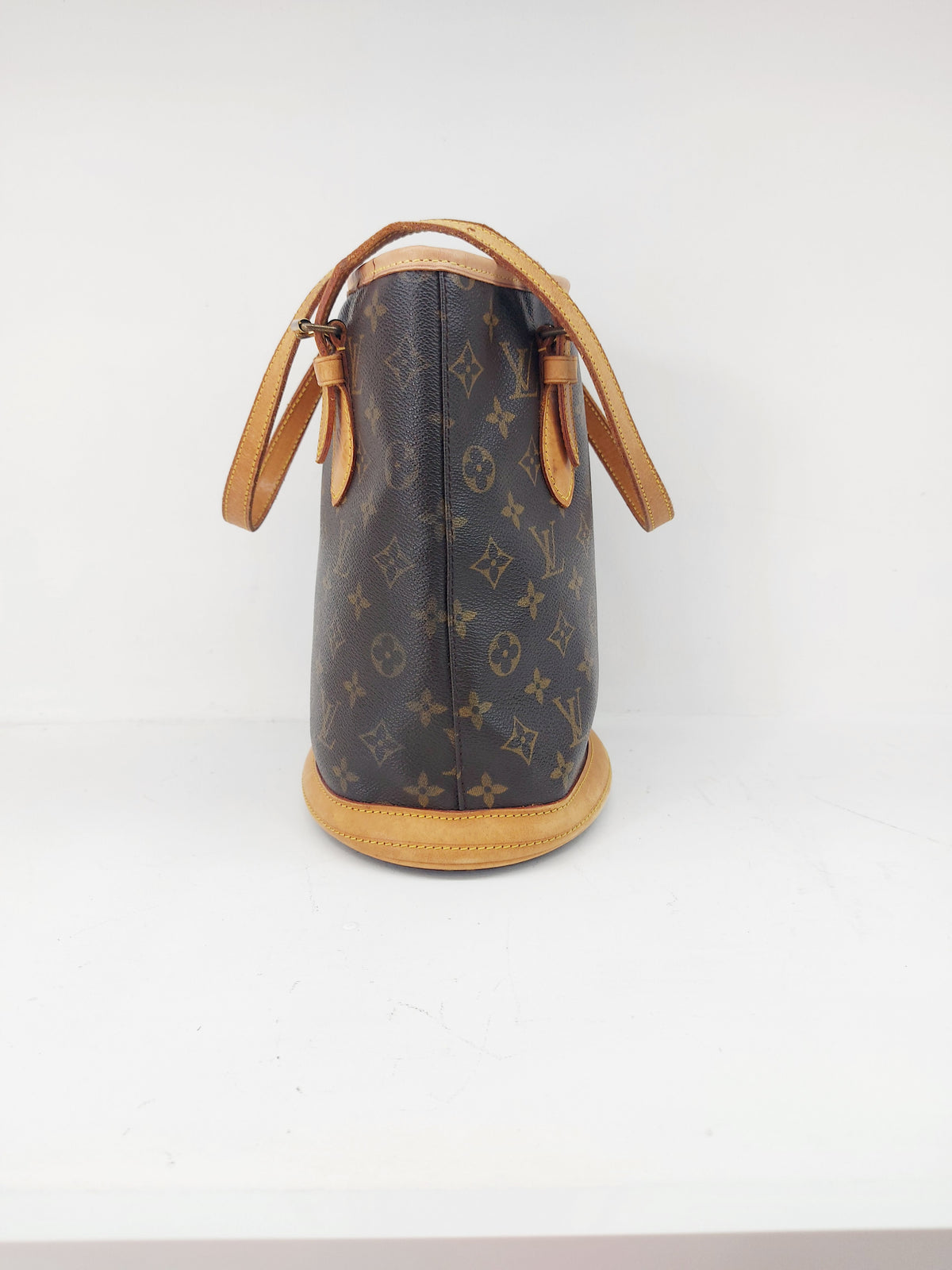 LOUIS VUITTON BUCKET PM