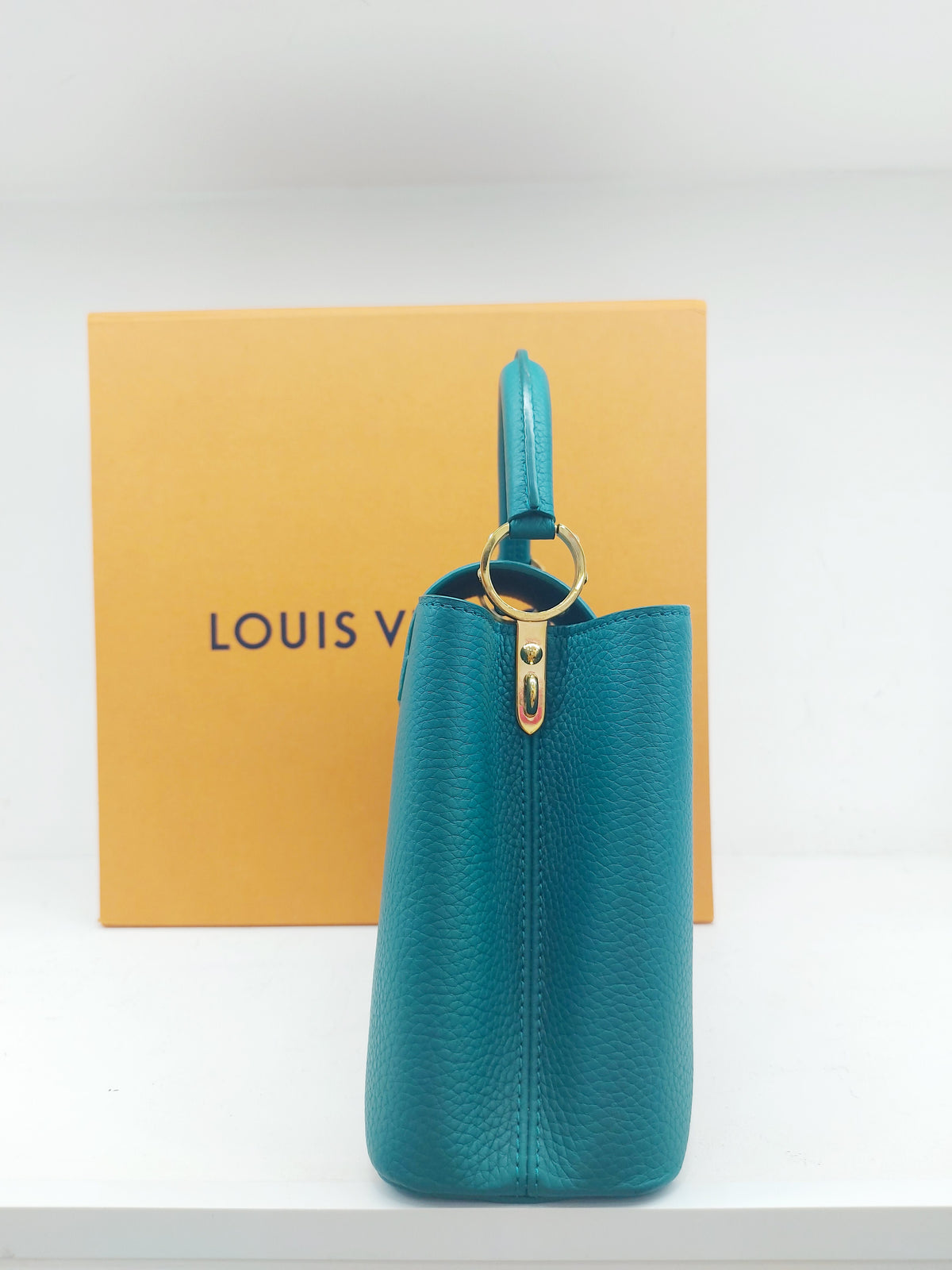 LOUIS VUITTON CAPUCINES BB