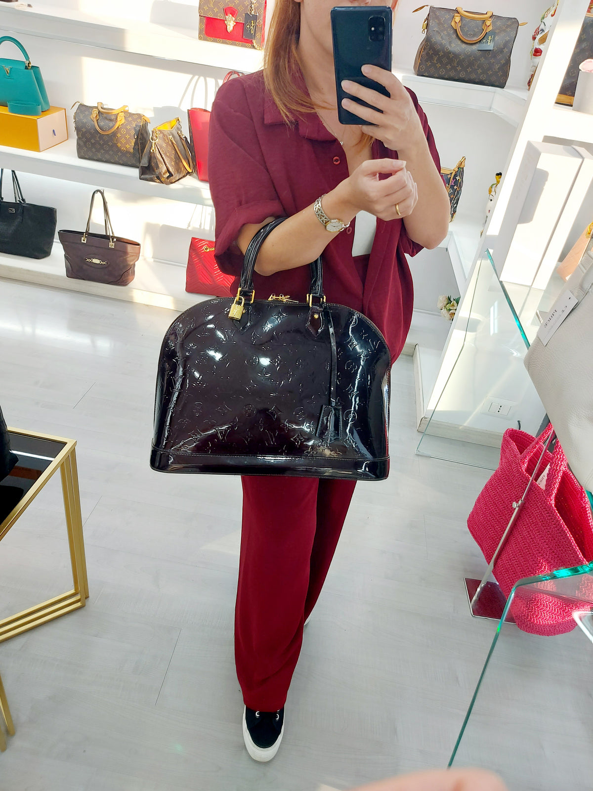 LOUIS VUITTON ALMA GM VERNIS
