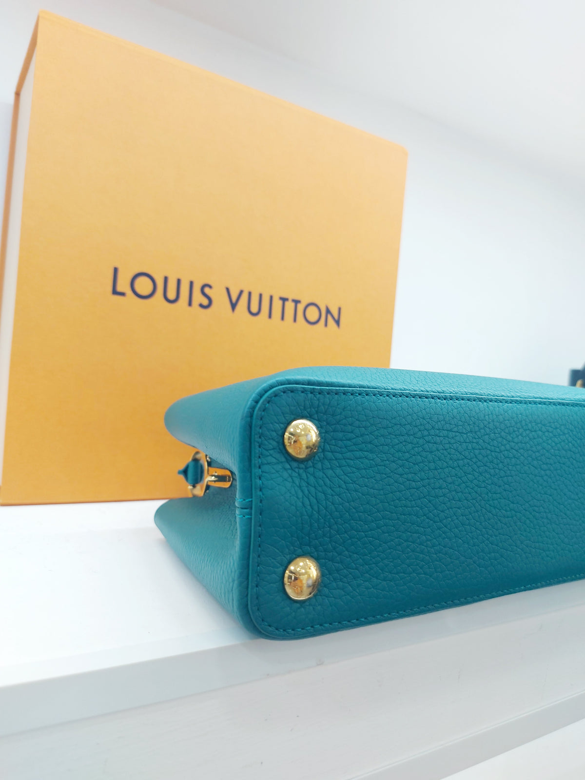 LOUIS VUITTON CAPUCINES BB