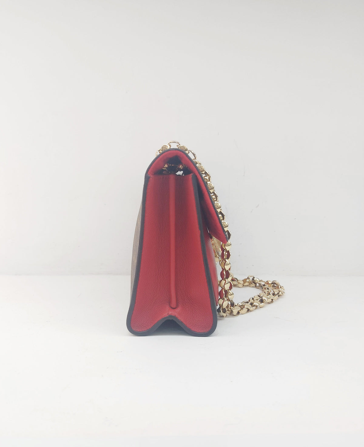 LOUIS VUITTON VICTOIRE