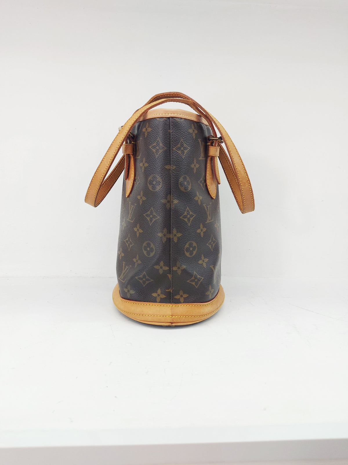 LOUIS VUITTON BUCKET PM
