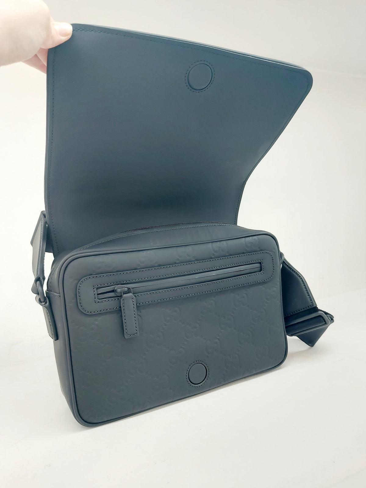 GUCCI MESSENGER OPAQUE