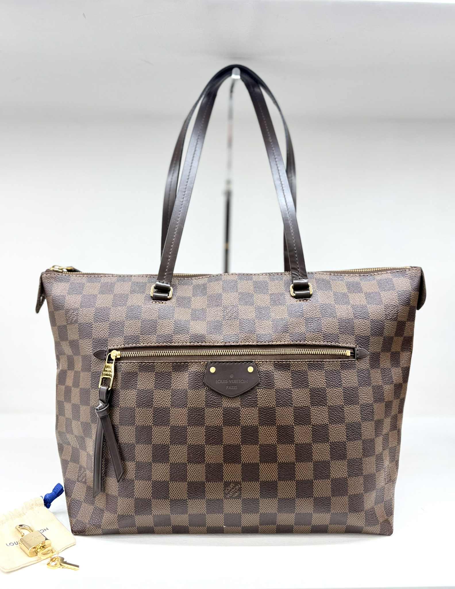 LOUIS VUITTON IENA MM