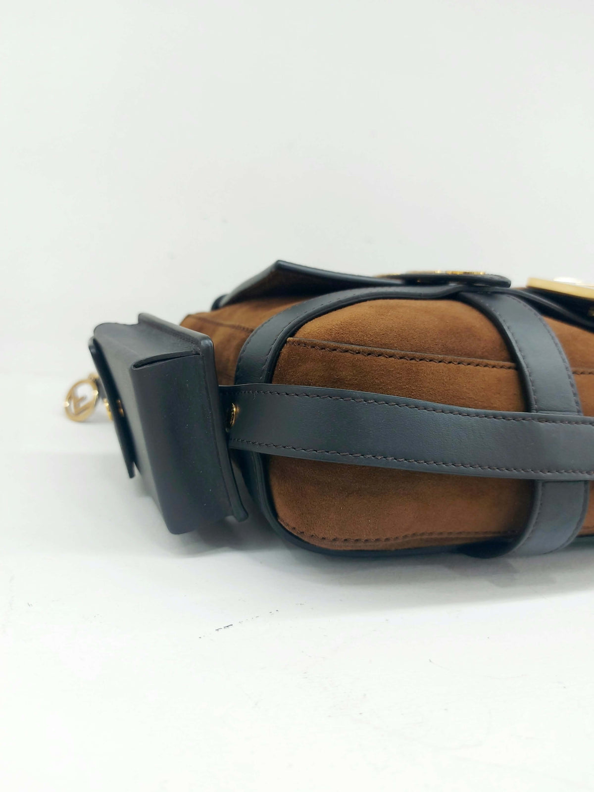 FENDI BAGUETTE CAGE IN SUEDE