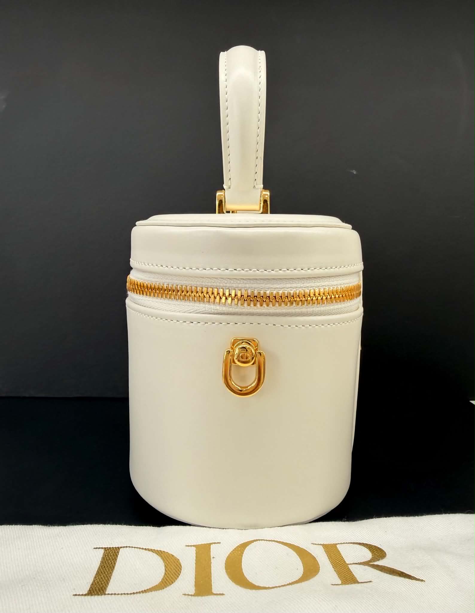 DIOR VANITY