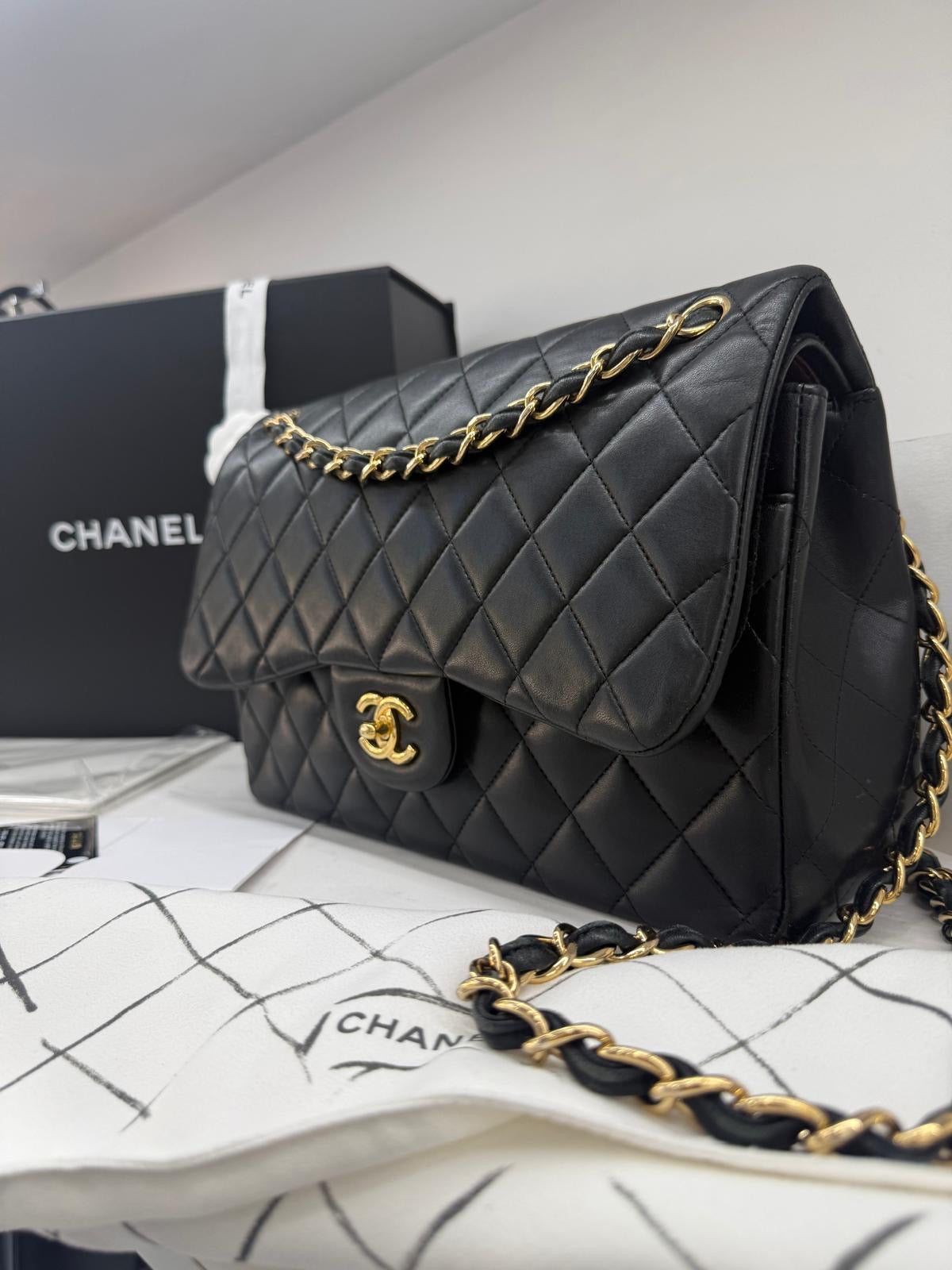 CHANEL JUMBO