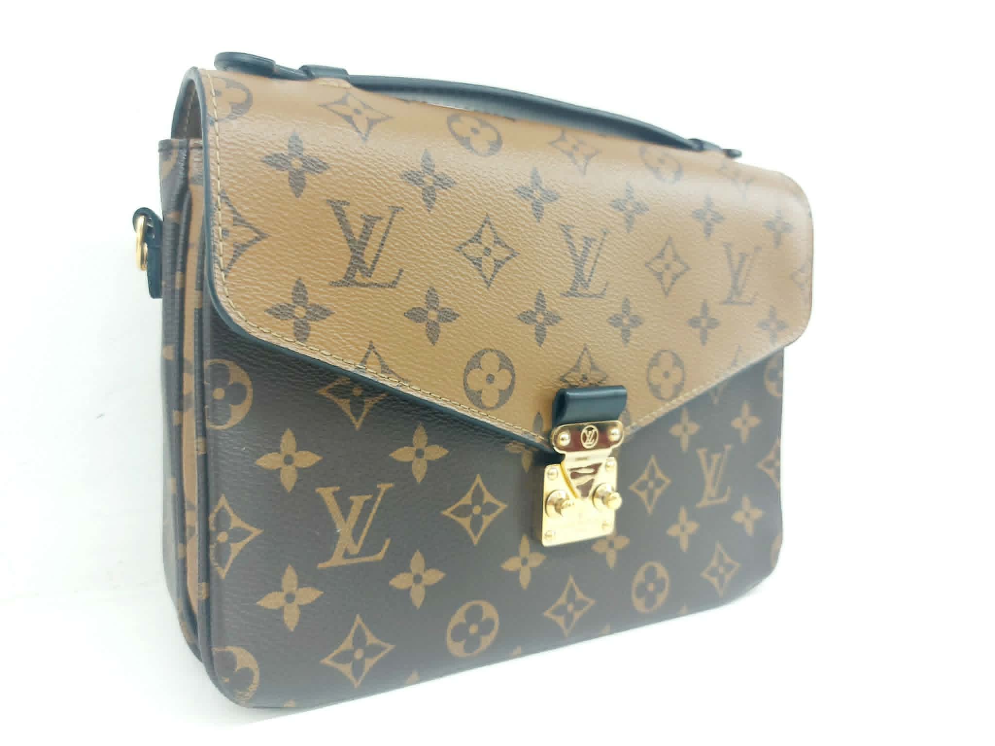 LOUIS VUITTON METIS MONOGRAM REVERSE