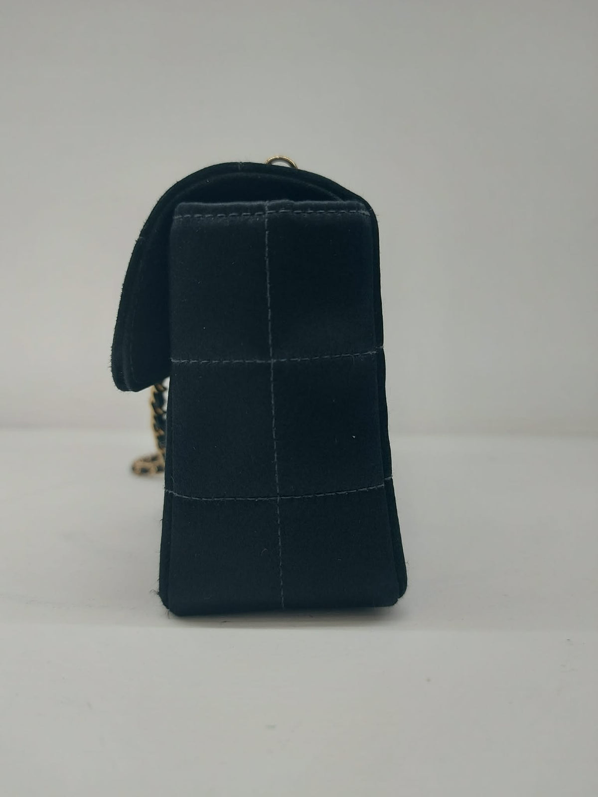 CHANEL TIMELESS MINI CAMELIA