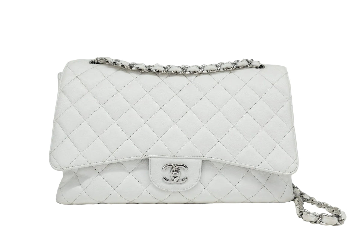 CHANEL MAXI JUMBO CLASSIC FLAP
