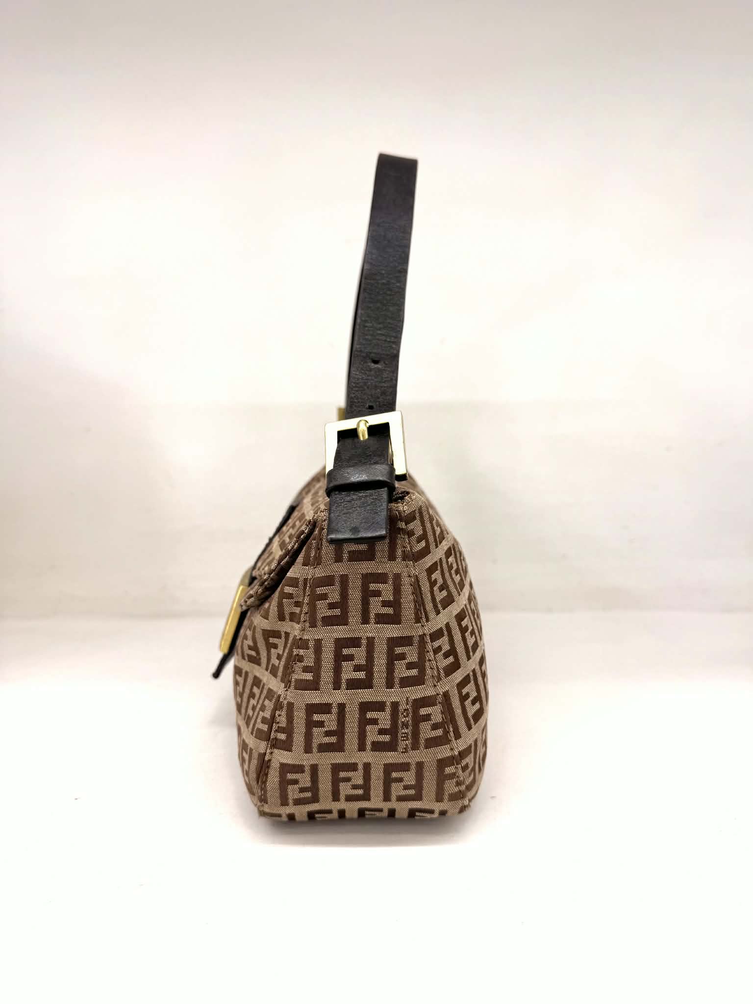 FENDI MAMMA BAGUETTE
