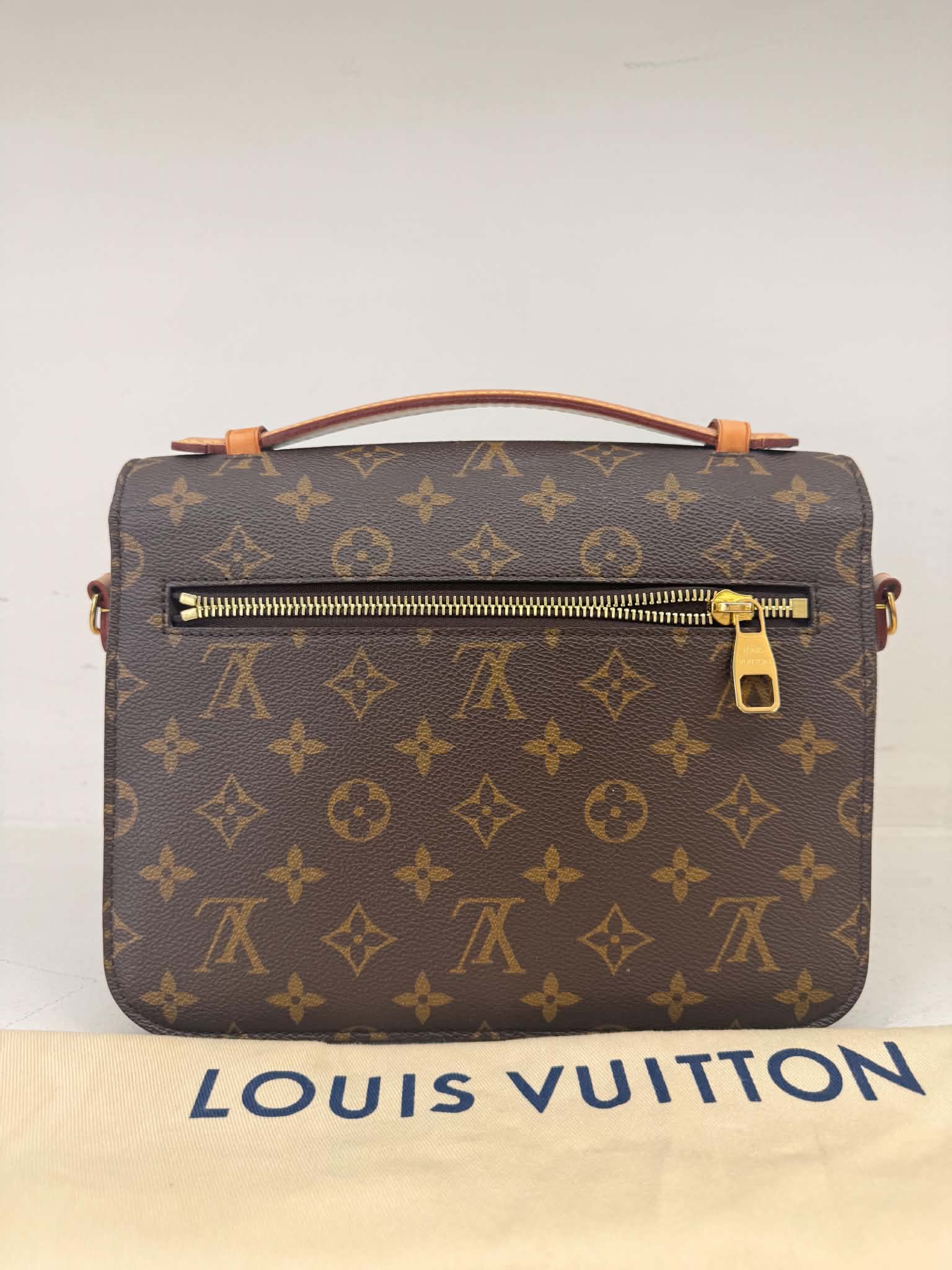 LOUIS VUITTON METIS